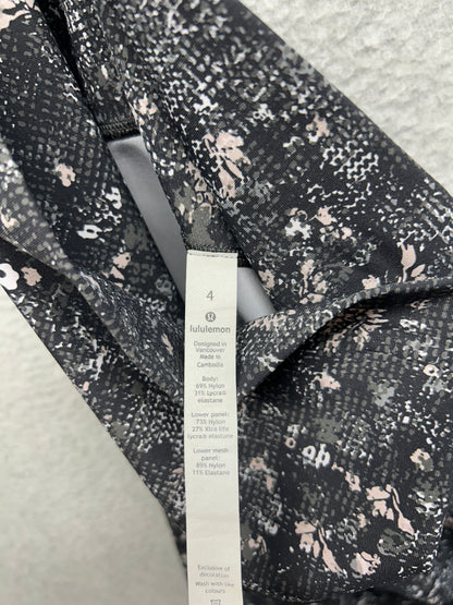 Lululemon Wunder Under Crop II Roll Down Scallop Luxtreme 24" Size 4 Floral Spritz Multi
