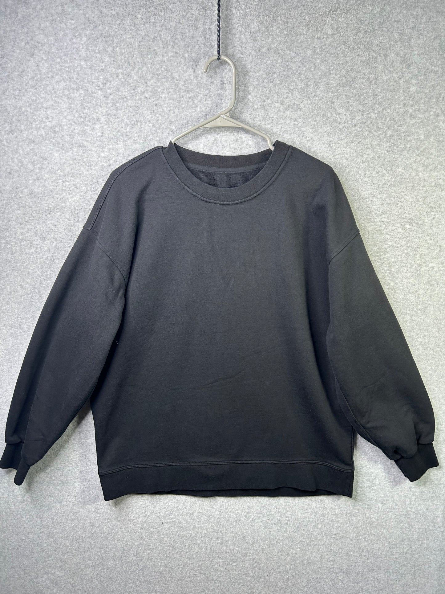 Lululemon Perfectly Oversized Crew Size 6? Black