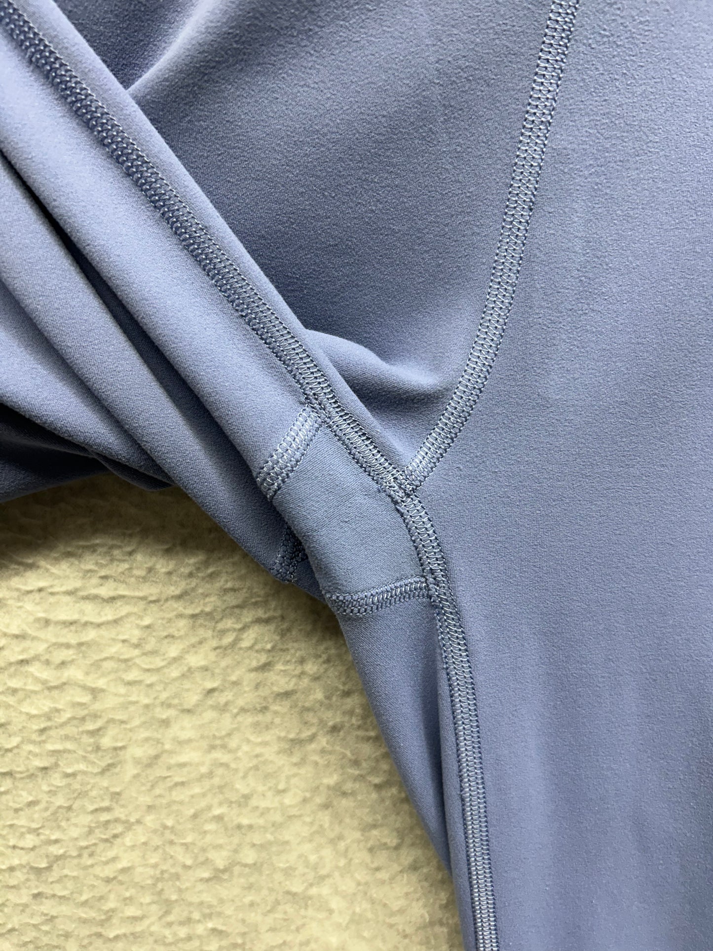 Lululemon Groove Super-High-Rise Flared Pant Nulu Size 4 Water Drop