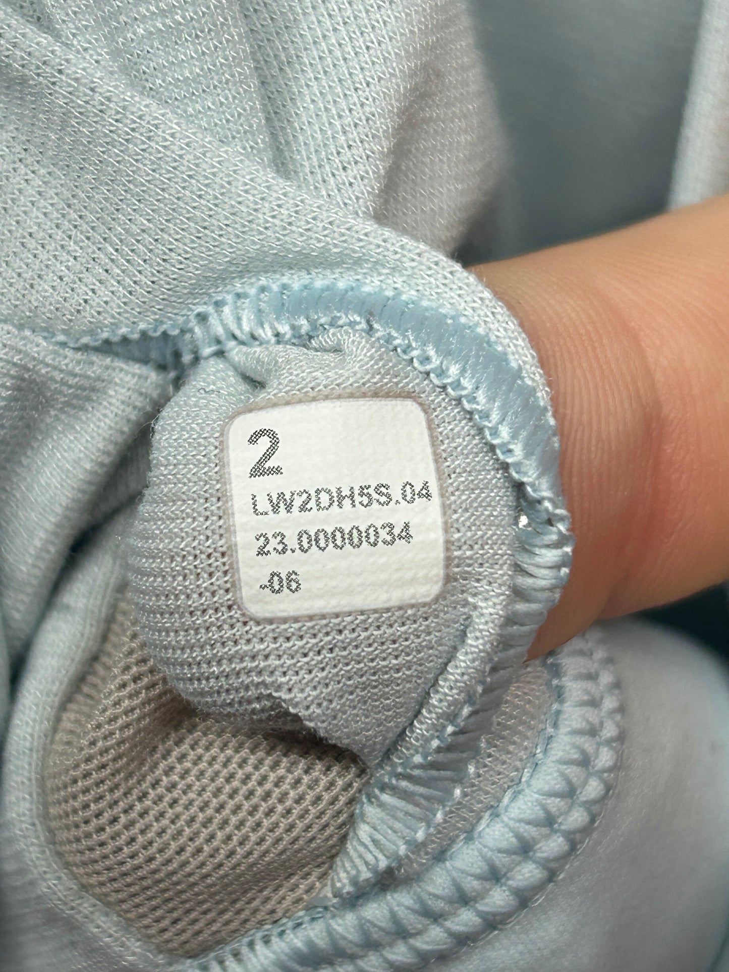 Lululemon Flow Y Bra Nulu Size 2 (Square) Sheer Blue
