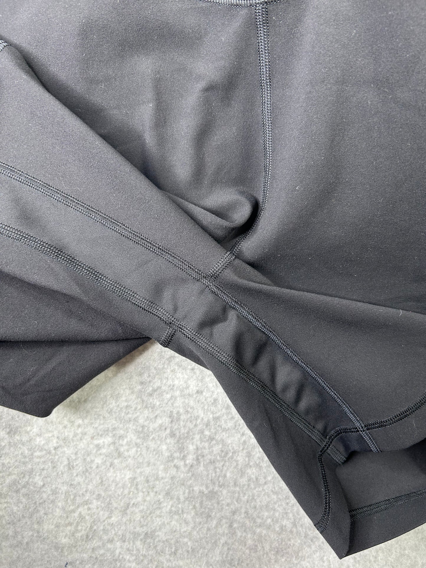 Lululemon Align Bodysuit 6" Size 8 Black