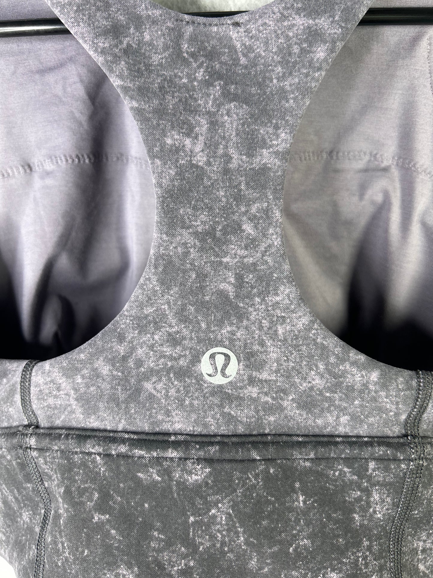 Lululemon Wunder Train Longline Bra Size 4 Denim Wash Print Dusky Lavender Black
