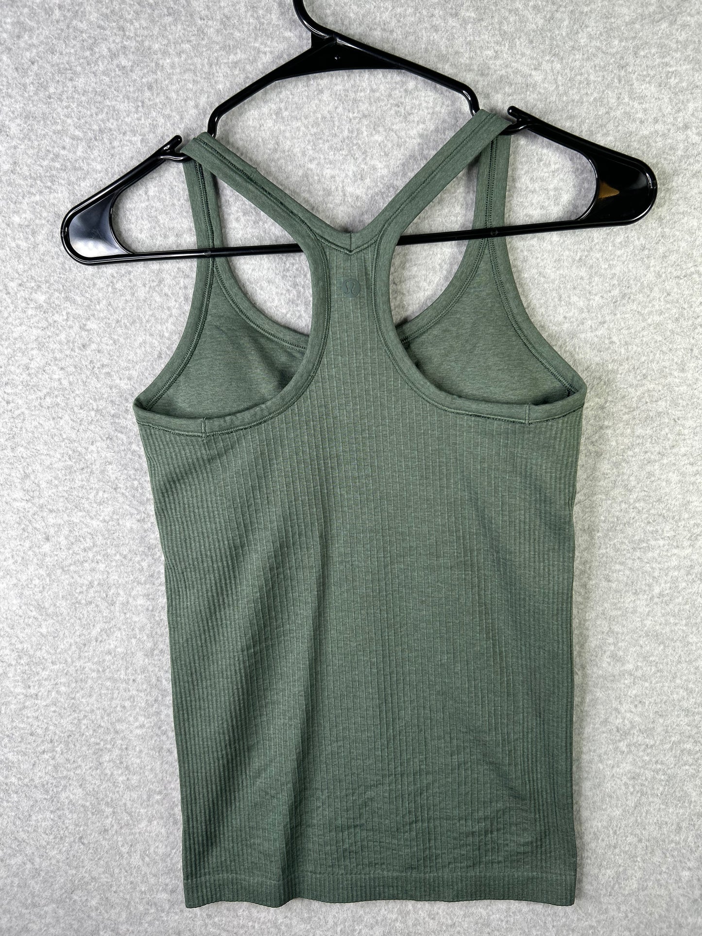 Lululemon Ebb To Street Tank Size 4 Grey Sage (Square Dot)