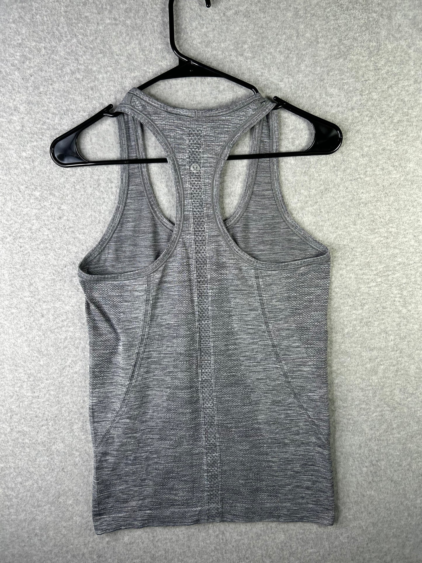Lululemon Swiftly Tech Racerback Size 6 Heathered Slate