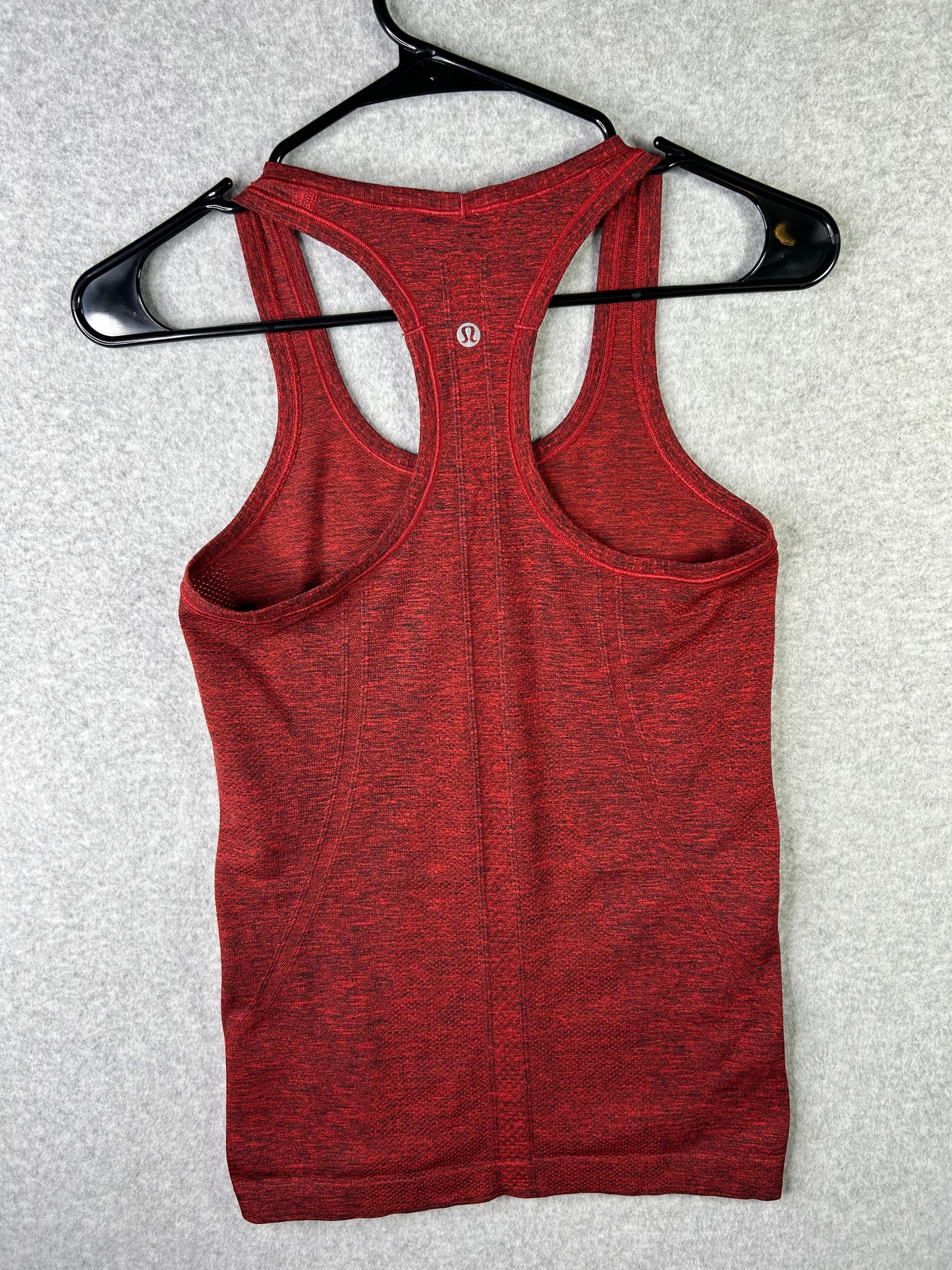 Lululemon Swiftly Tech Racerback Size 4 True Red