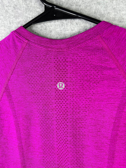 Lululemon Run: Swiftly Tech Short Sleeve Size 6 Heathered Raspberry