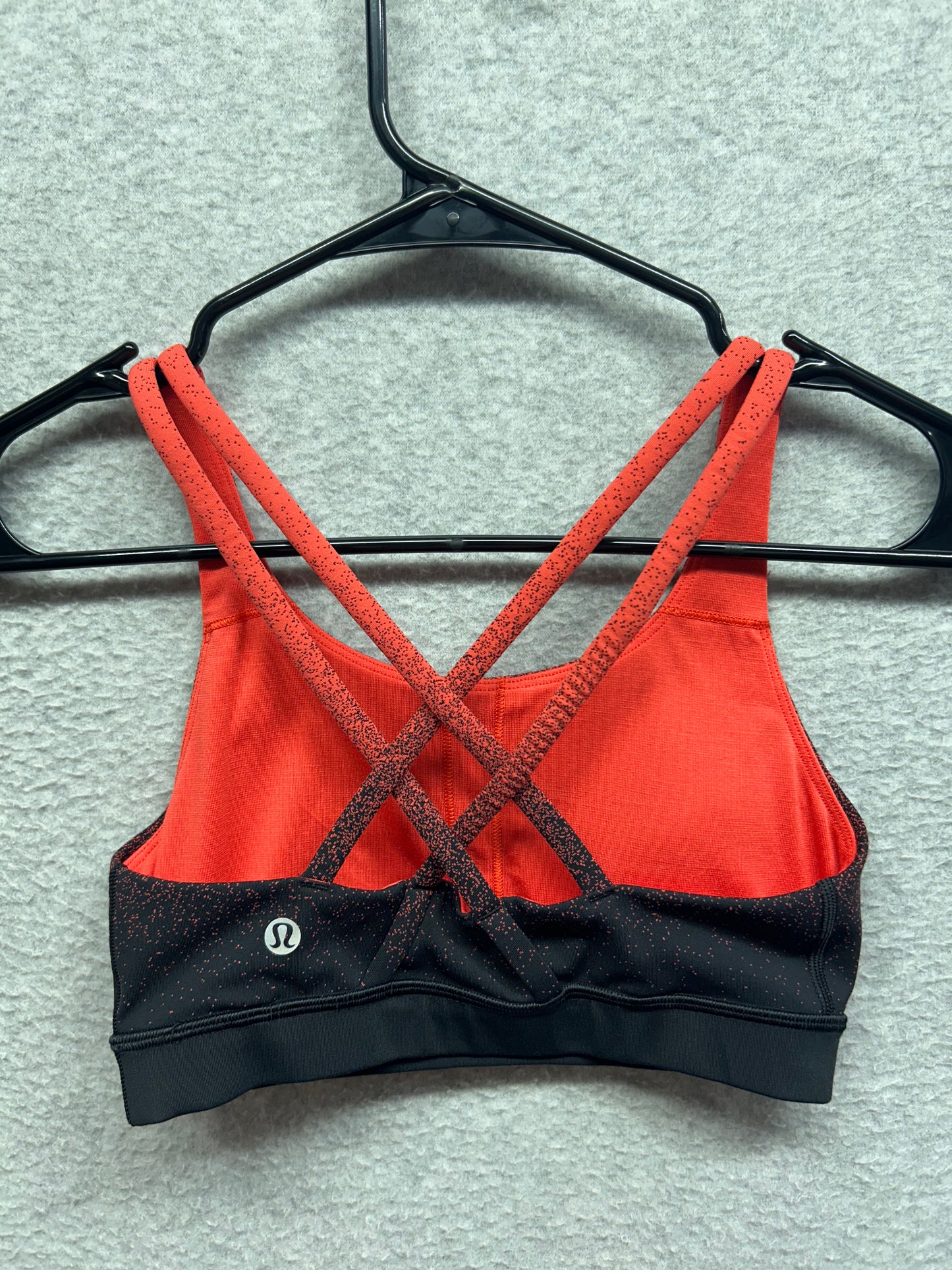 Lululemon Energy Bra Size 4 Ombre Speckle Stop Jacquard EB Black Thermal Red