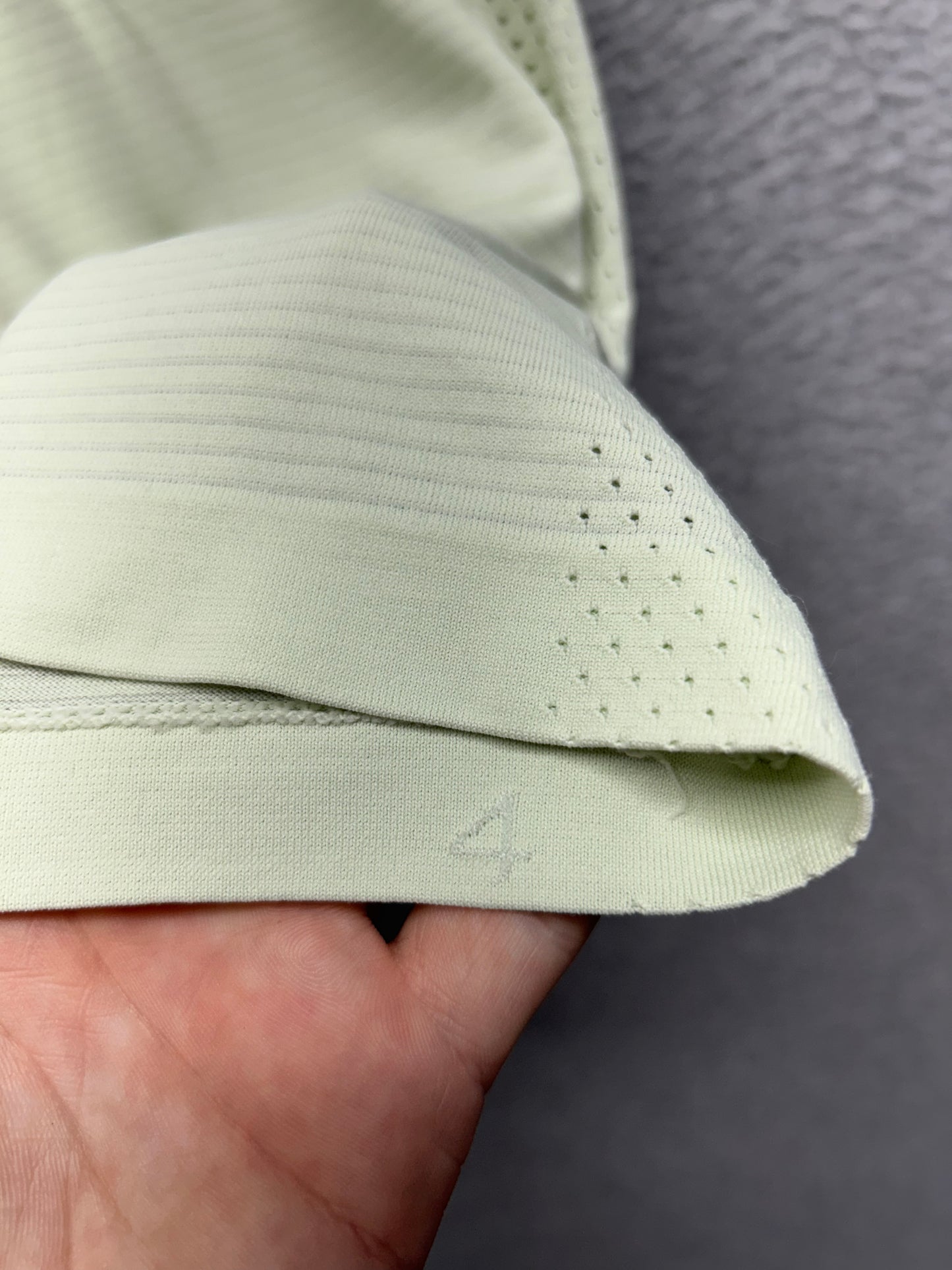 Lululemon Swiftly Tech Tank Top Breeze Size 4 Light Lime