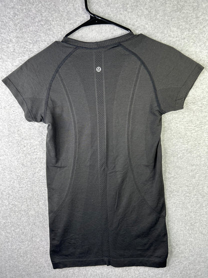 Lululemon Swiftly Tech Short Sleeve Crew Size 6 Black