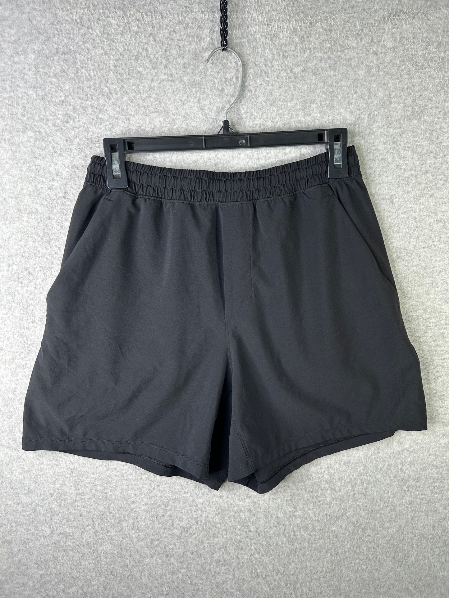Lululemon Pace Breaker Short 5" Lined Size Medium Black