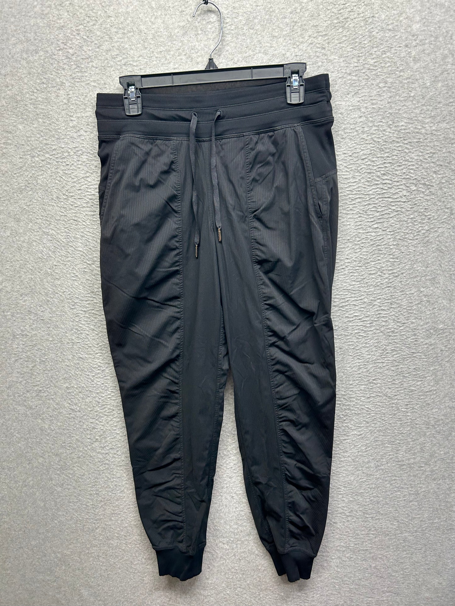 Lululemon Dance Studio Mid-Rise Jogger Size 6 (Square) Black