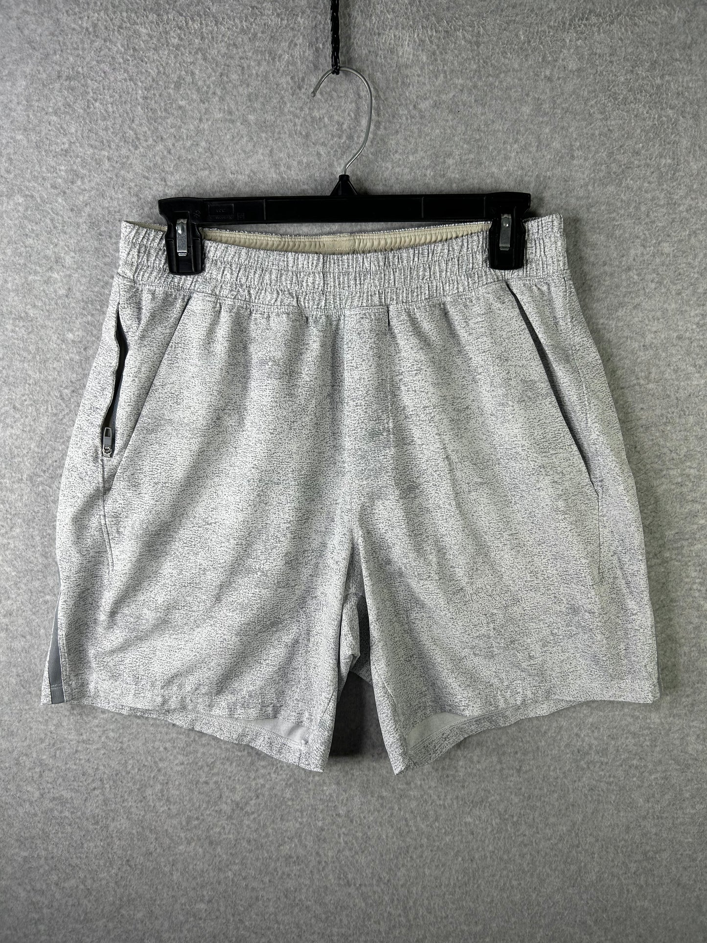 Lululemon Pace Breaker Linerless Short 7" Size M Infuse Texture Alpine White Multi