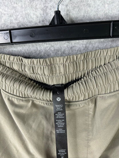 Lululemon Pace Breaker Lined Short 9" Size M Rover