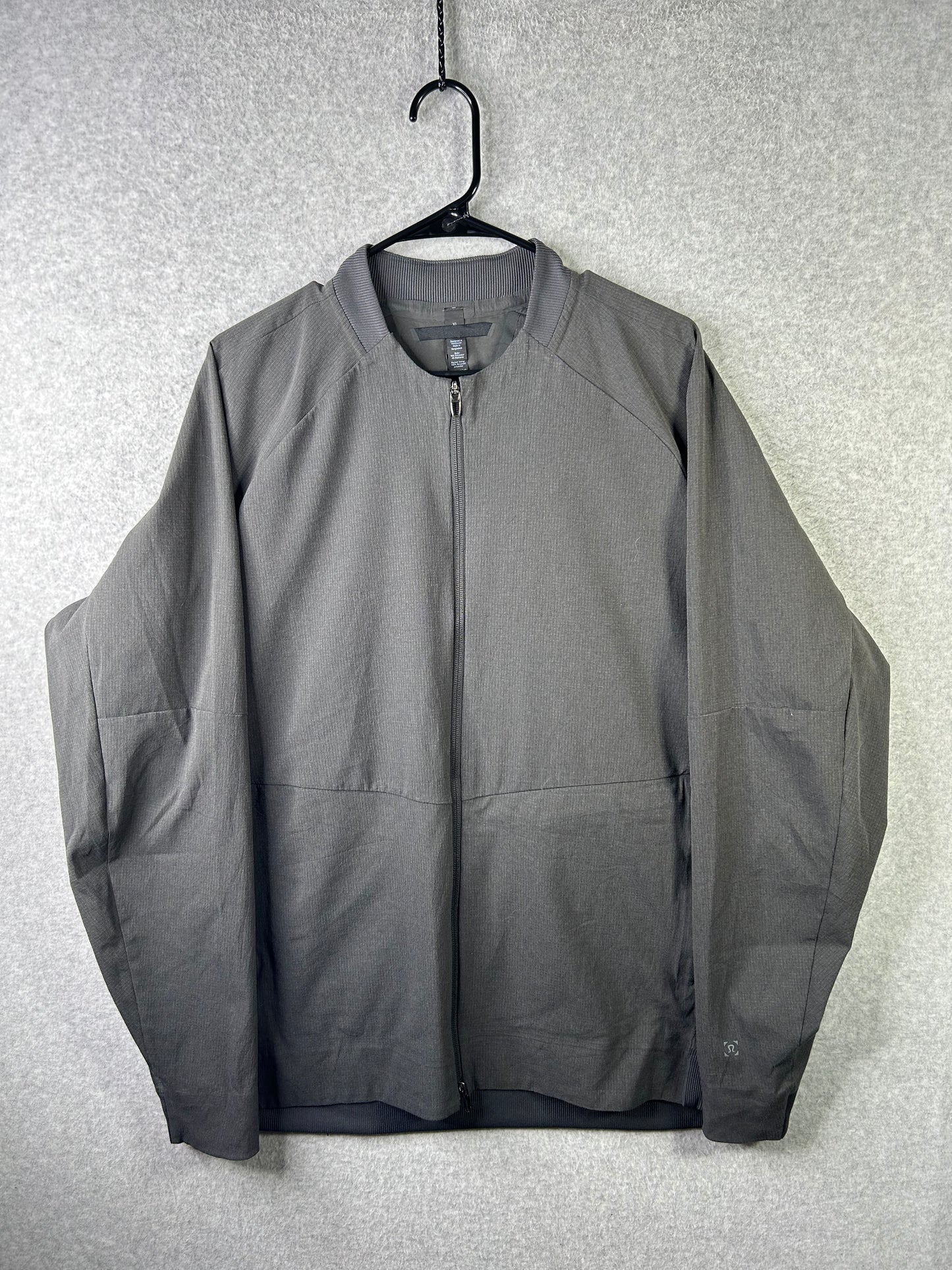 Lululemon Airing Easy Bomber Size XL Graphite Grey