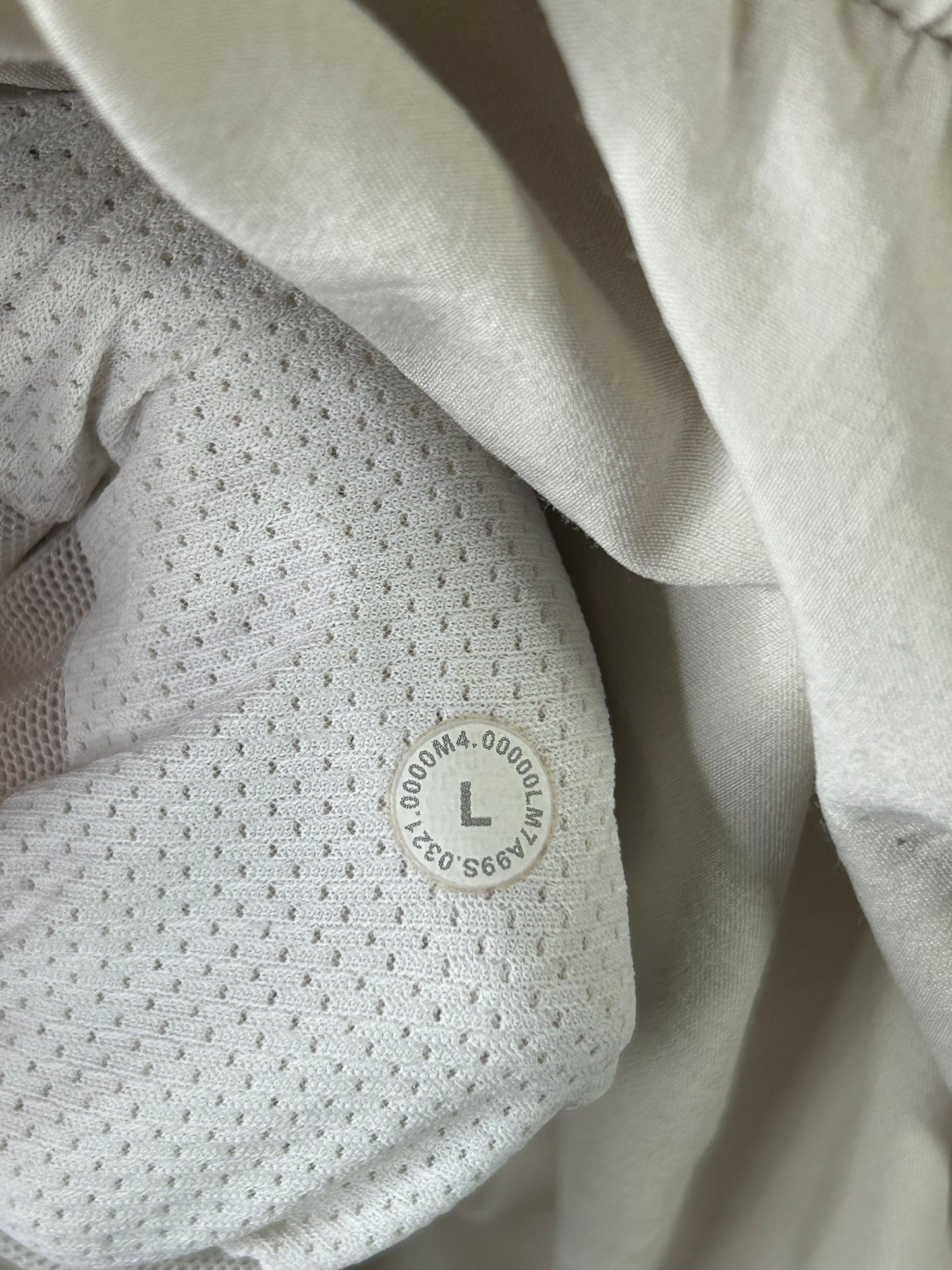Lululemon Surge Lined Short 6" Size Large White Opal