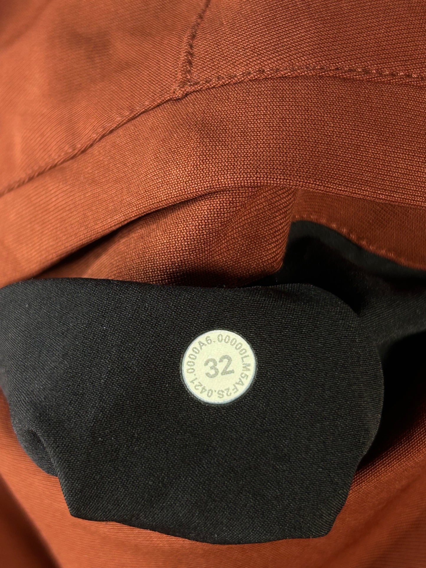 Lululemon Commission Slim-Fit Pant Size Warpstreme 32x31 Date Brown
