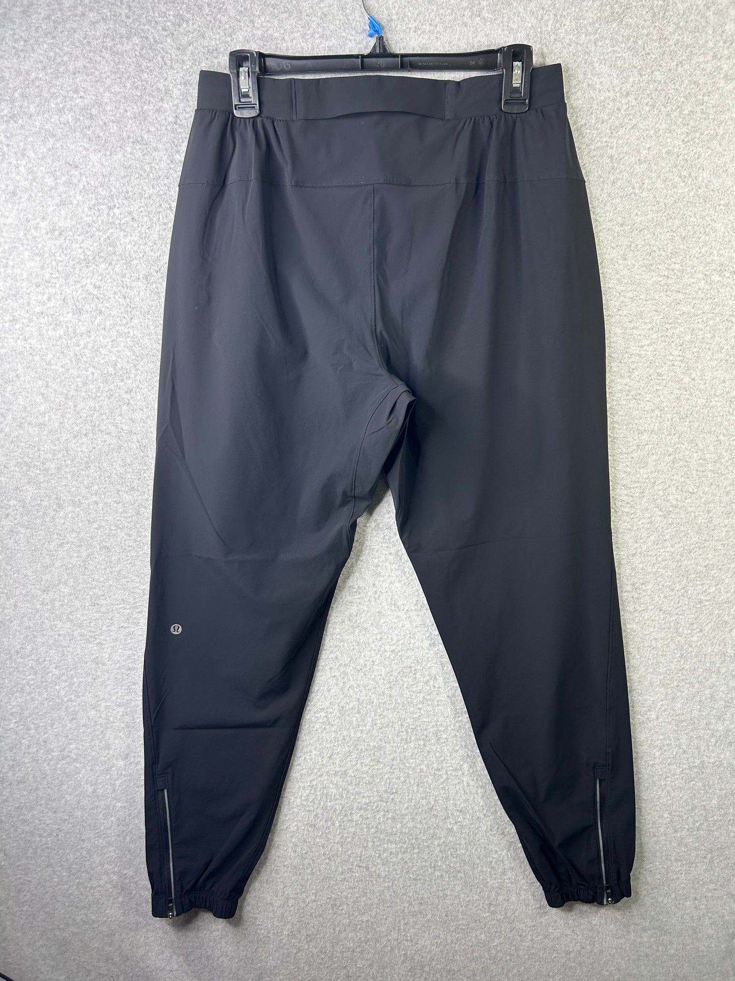 Lululemon Surge Jogger 29" Mens Size Medium Black