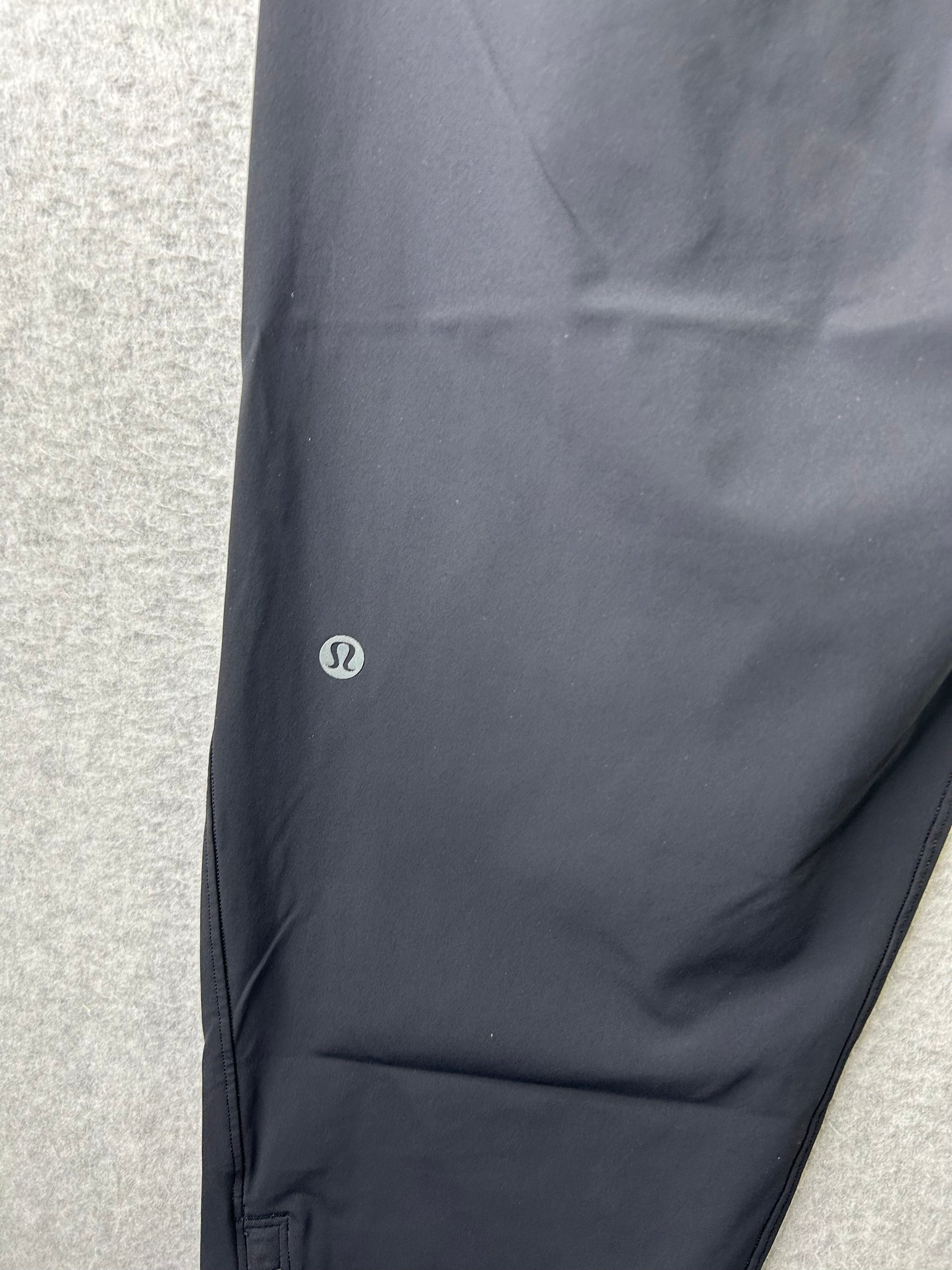 Lululemon Surge Jogger 29" Mens Size Medium Black