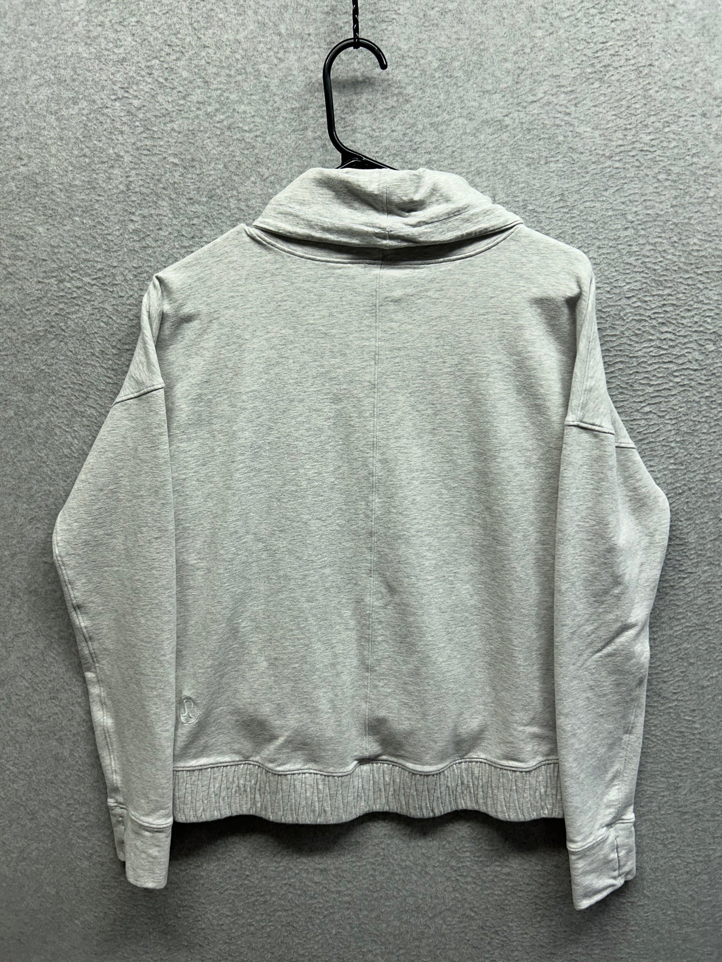 Lululemon Stress Less Pullover Size 8 Heathered Core Ultra Light Grey