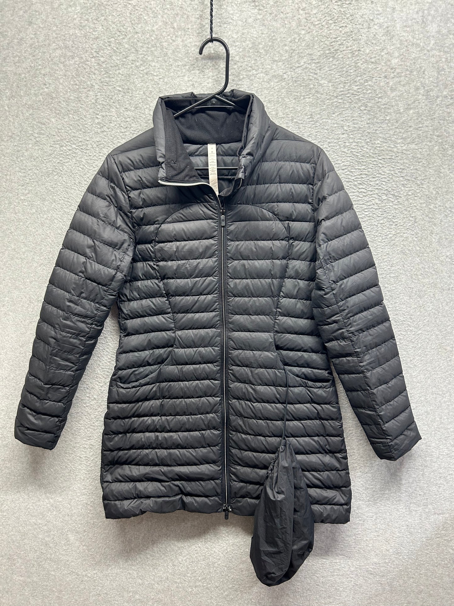 Lululemon Pack it Down 700 Fill Jacket Long Size 8 Black