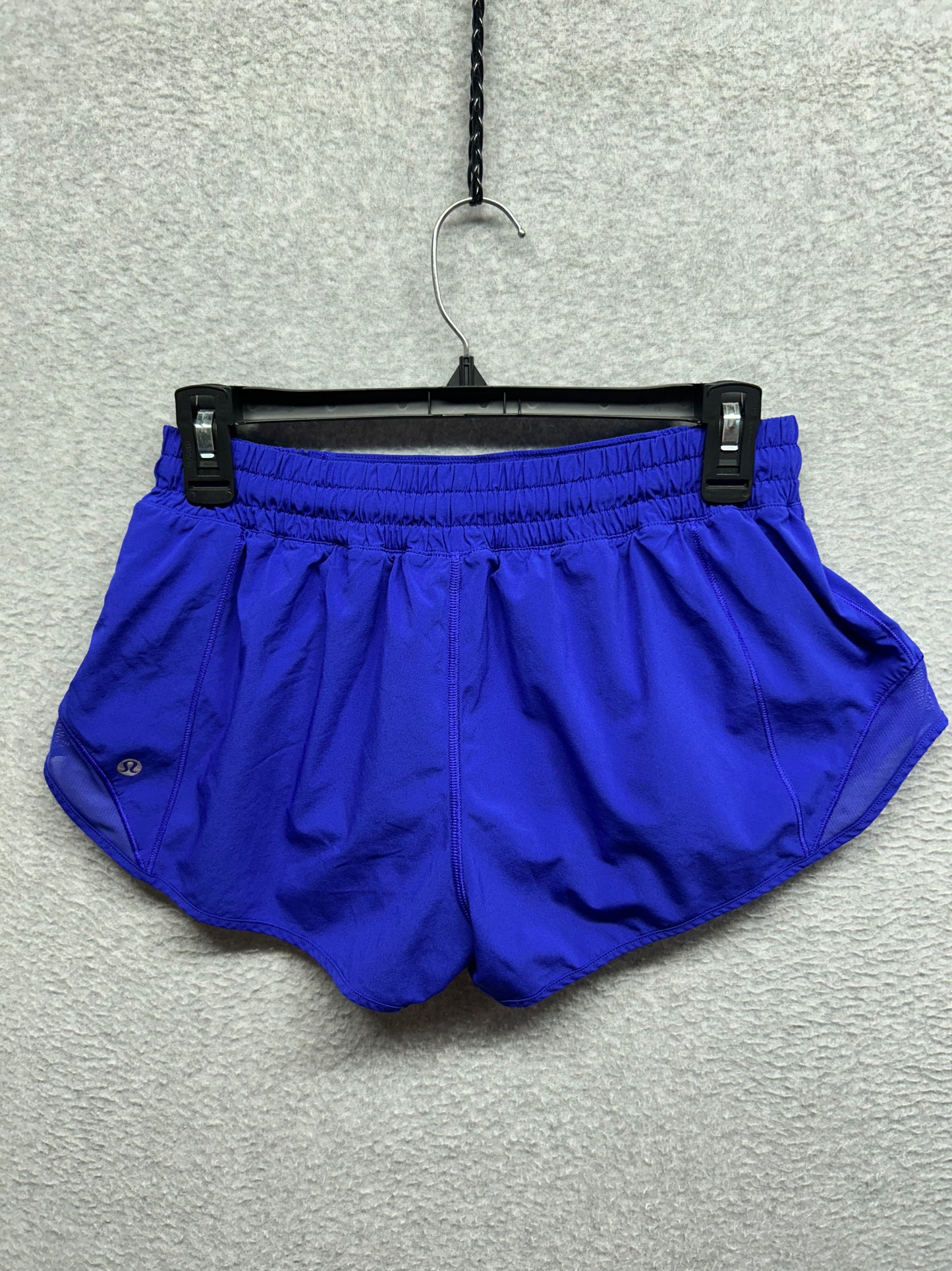 Lululemon Hotty Hot Short II 2.5" Size 8 Blue