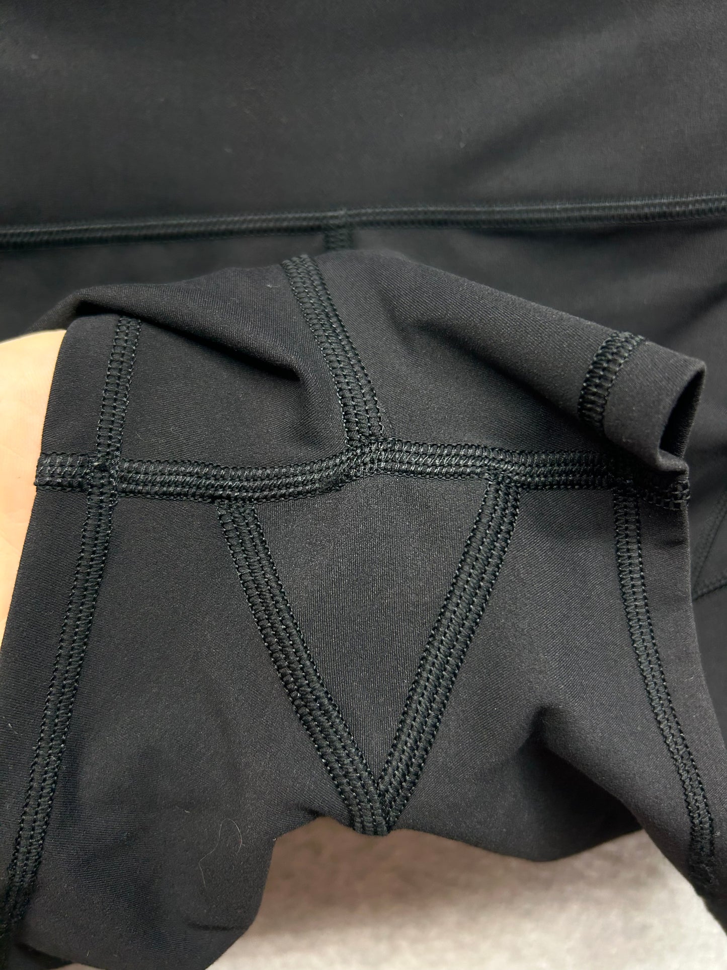 Lululemon In Movement Short Everlux 2.5" Size 8 Black