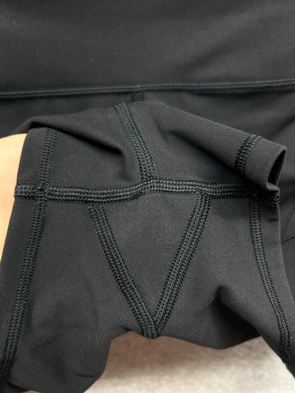 Lululemon In Movement Short Everlux 2.5" Size 8 Black