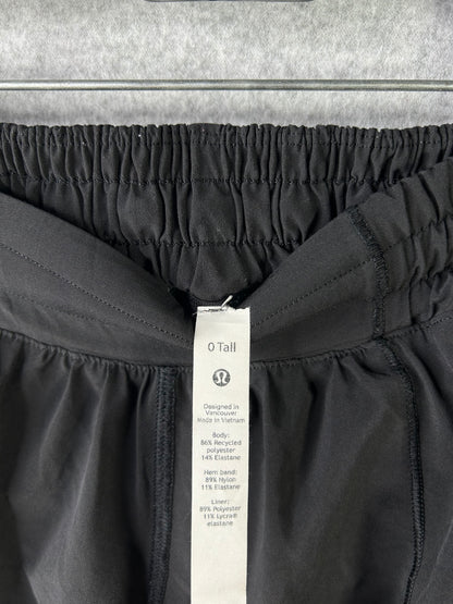 Lululemon Hotty Hot Short II 4" Size 0 Black