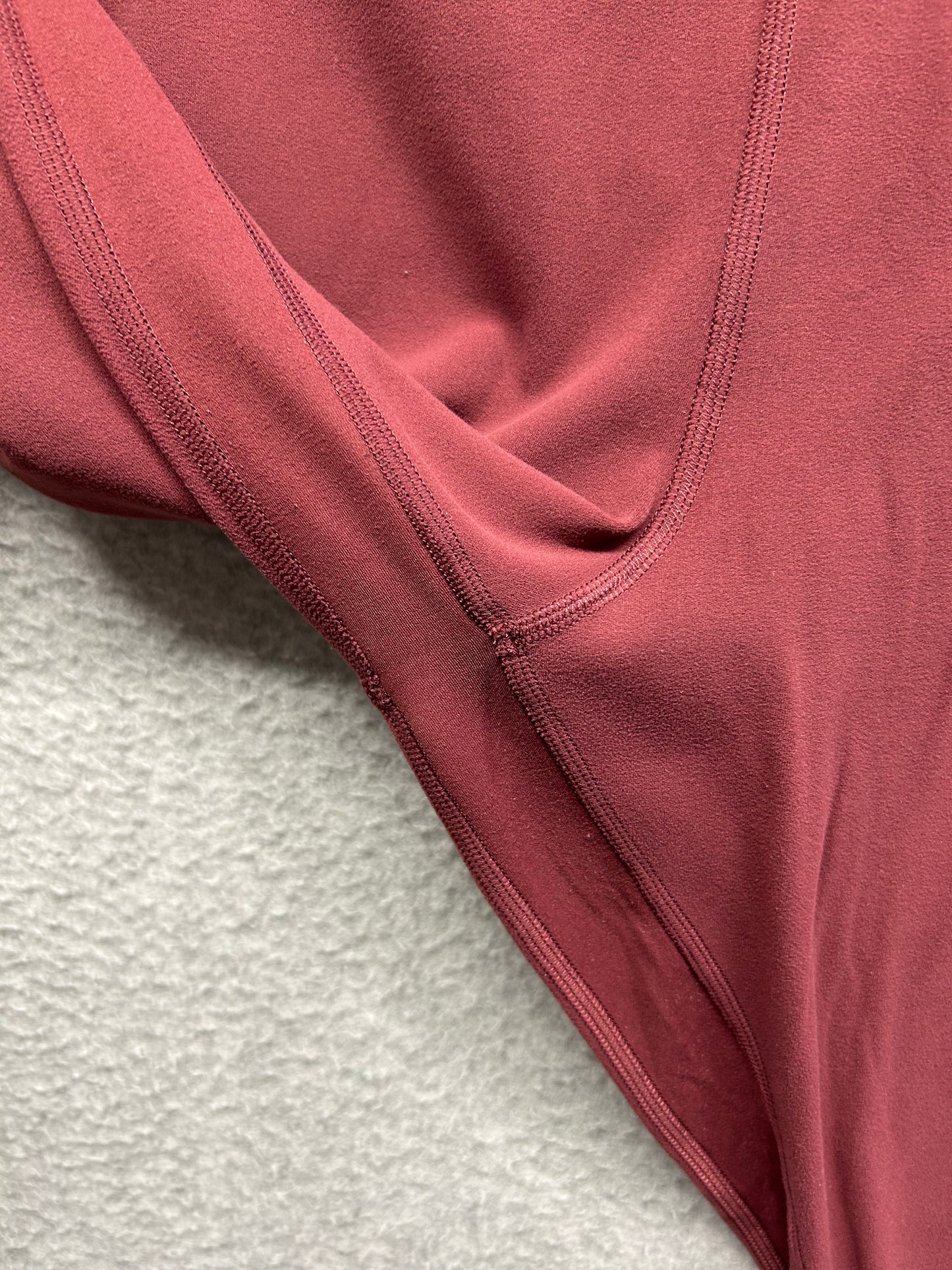 Lululemon Align Scalloped Hem High-Rise Crop 23" Size 14 Mulled Wine