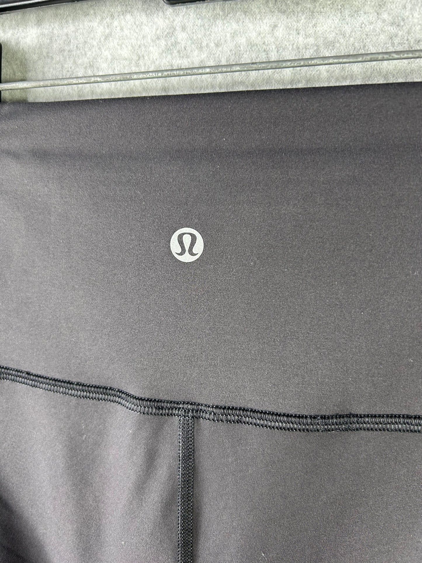 Lululemon Wunder Train High Rise Short 8" Size 2 Black