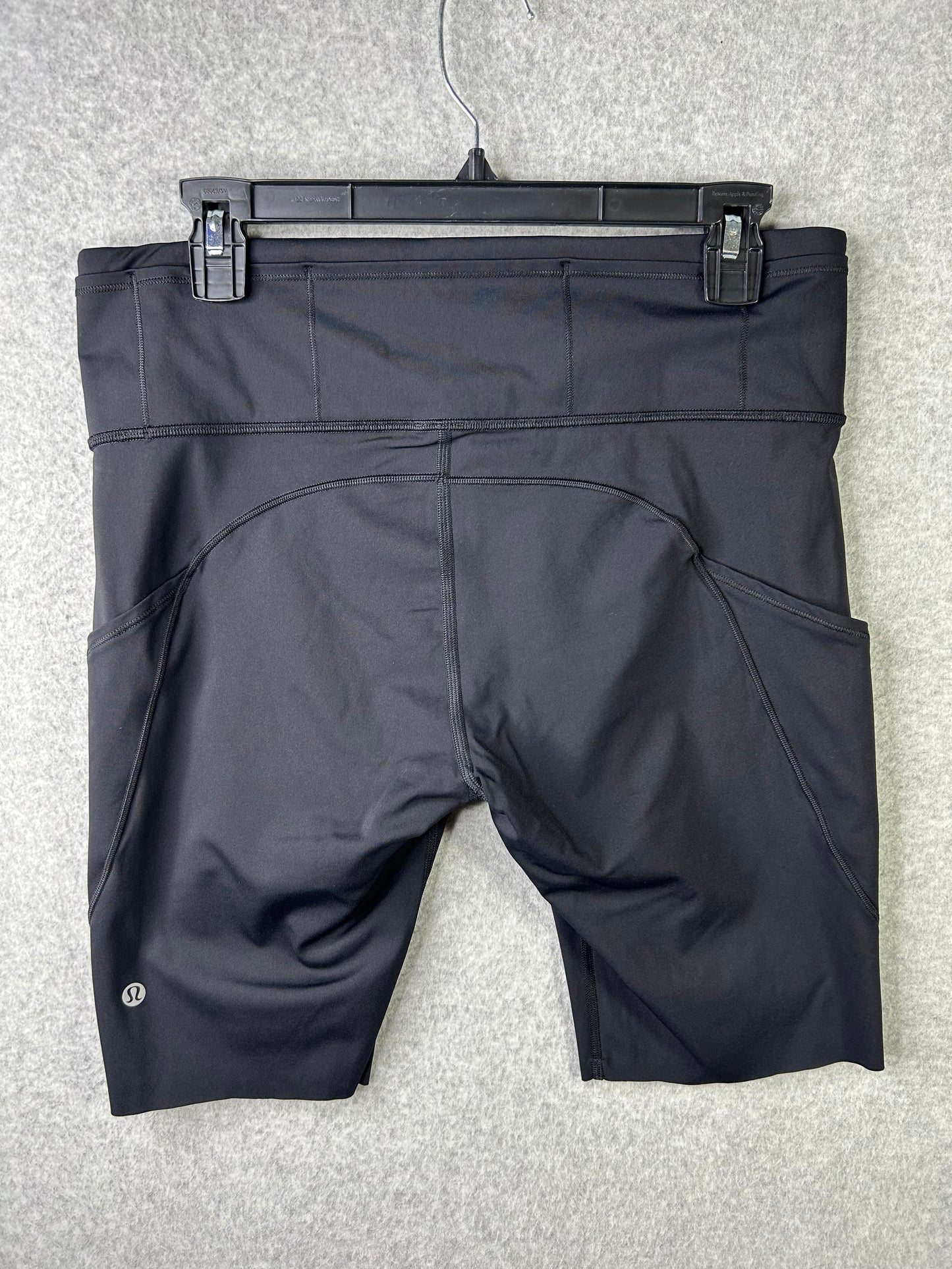 Lululemon Fast And Free Short 10" Non-Reflective Size 12 Black