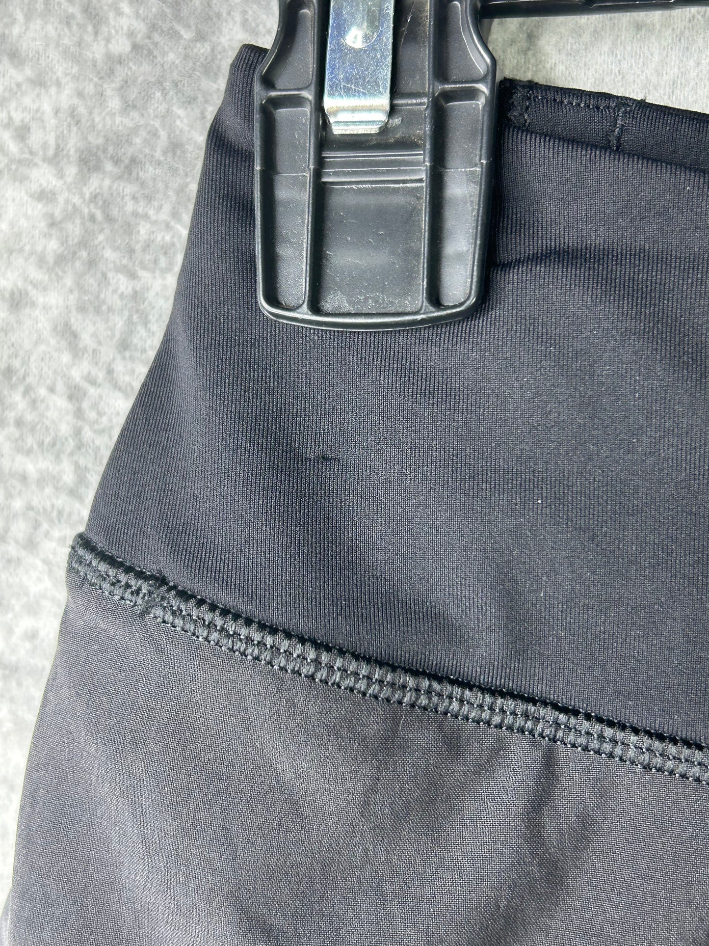 Lululemon Speed Up Short 2.5" Size 0 Black