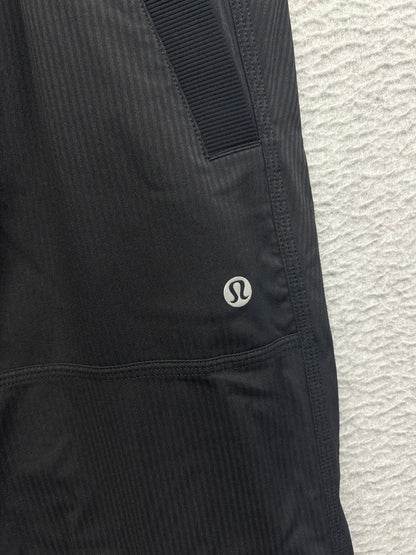 Lululemon Dance Studio Relaxed-Fit Mid-Rise Cargo Pant Size XL/14 (Square) Black