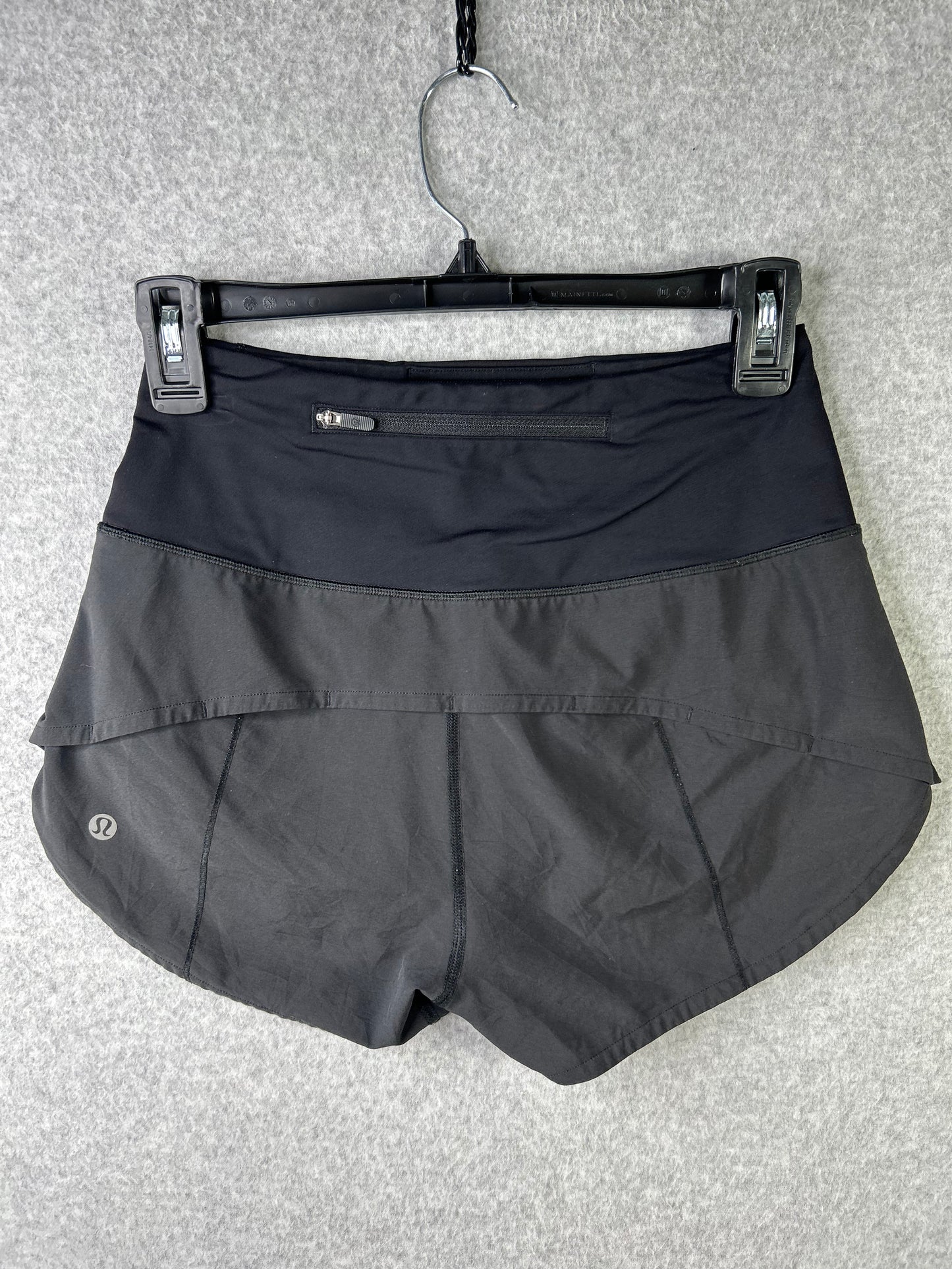 Lululemon Speed Up Short High-Rise 2.5" Size 2 Black (Square Dot)