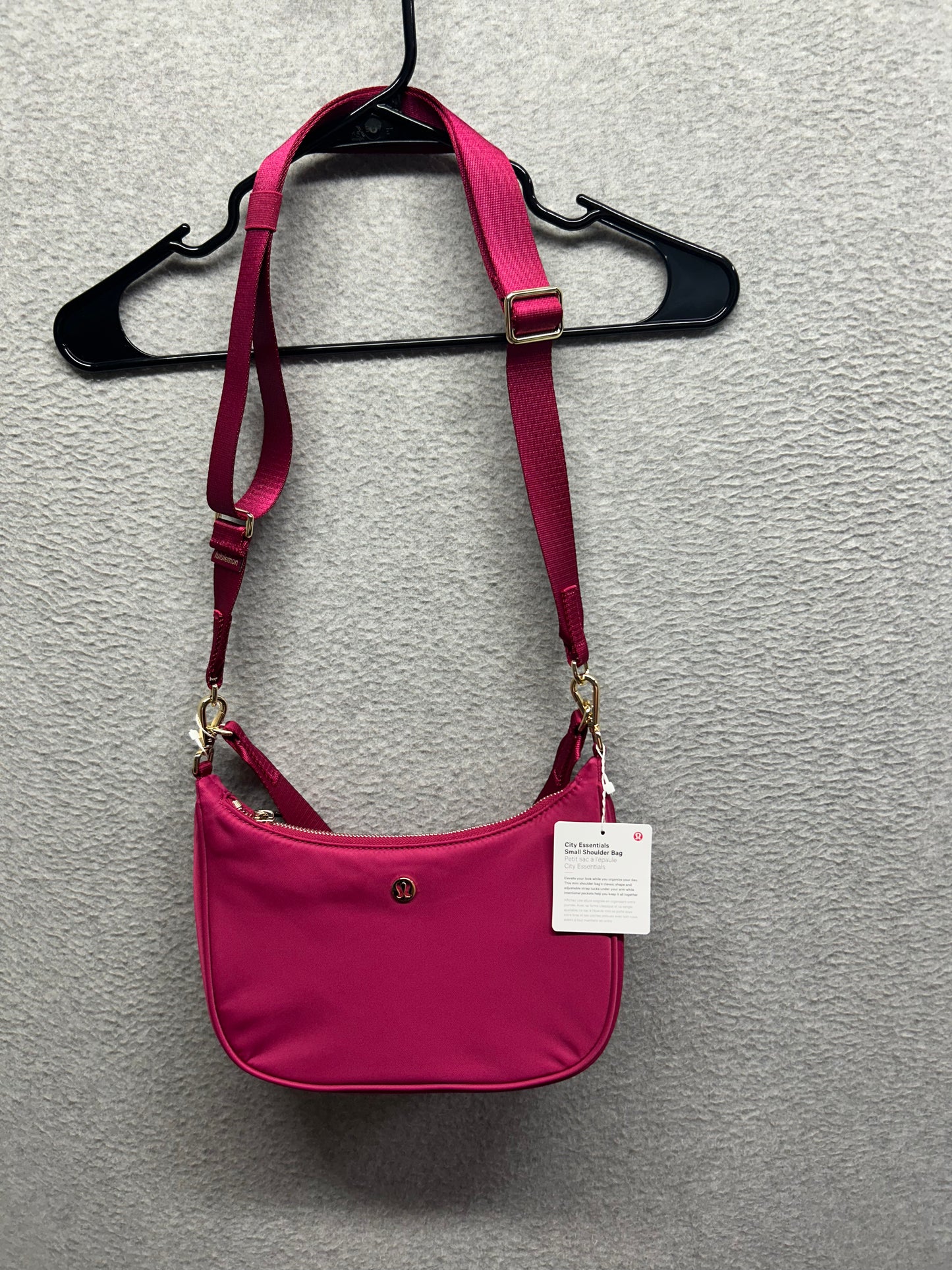Lululemon City Essentials Small Shoulder Bag 3L Berry Rumble