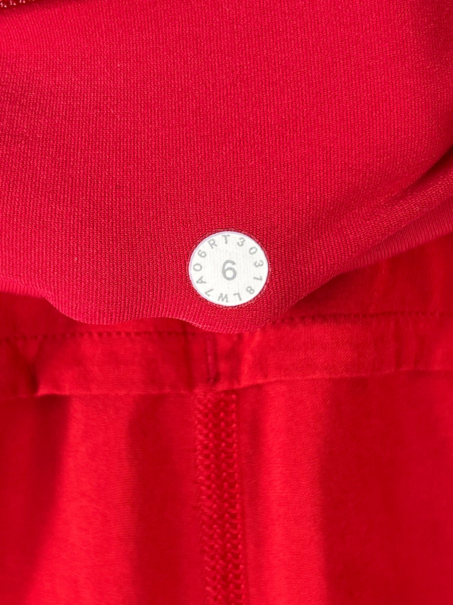 Lululemon Speed Up Short 2.5" Size 6 Dark Red