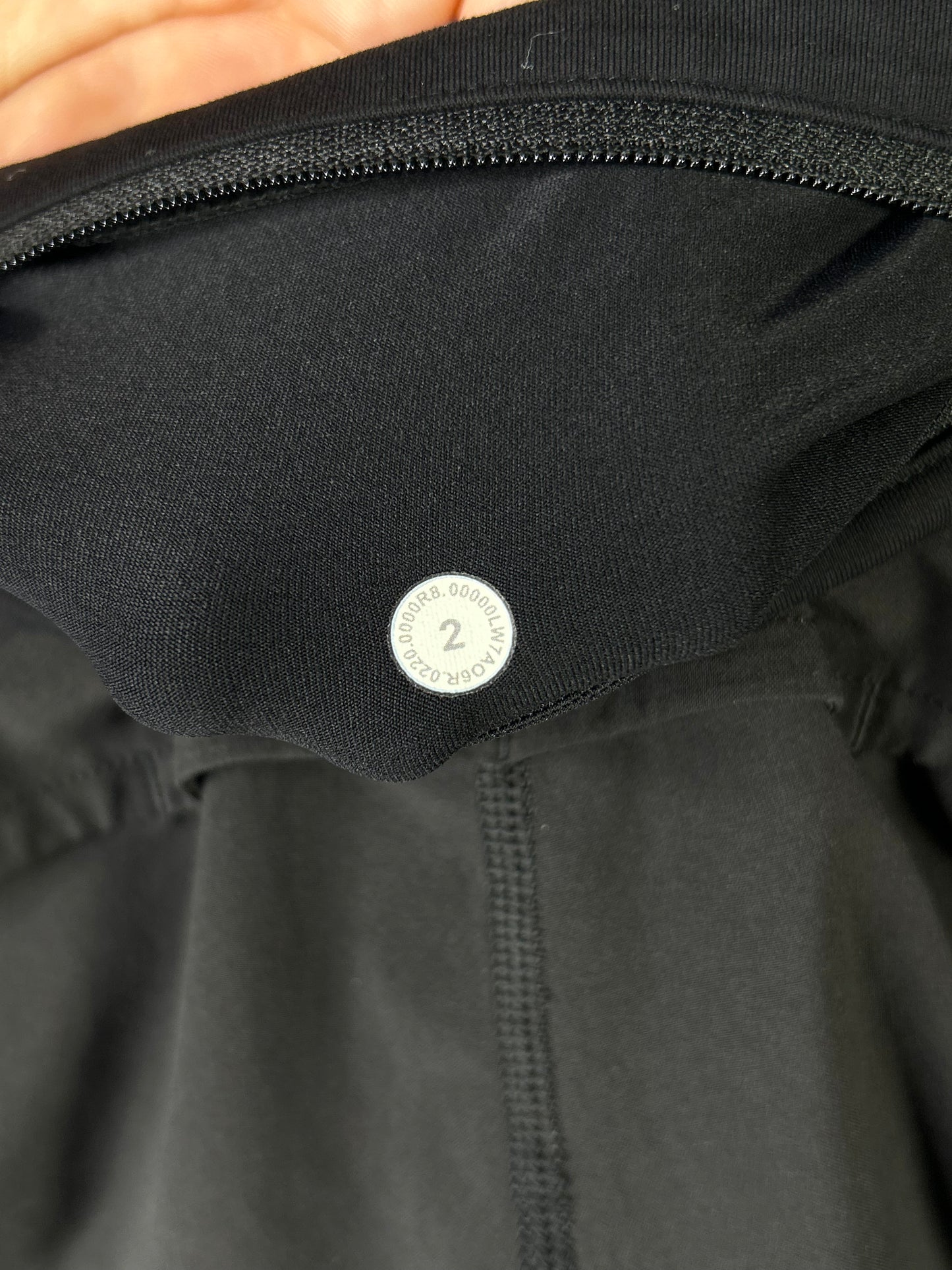 Lululemon Speed Up Short 2.5" Size 2 Black
