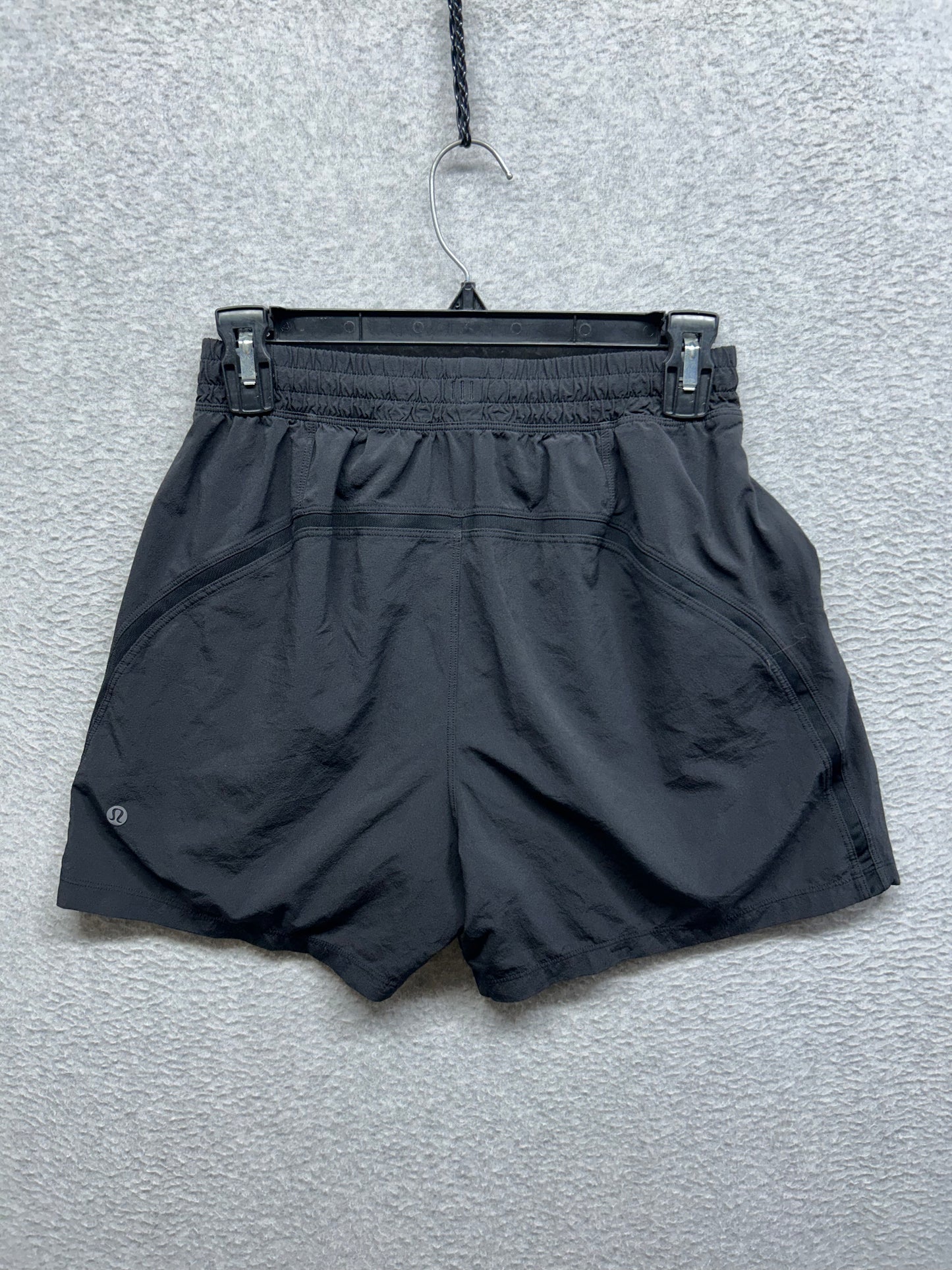 FLAWED Lululemon Pace Breaker Short 5" Lined Size Small (Square) Black