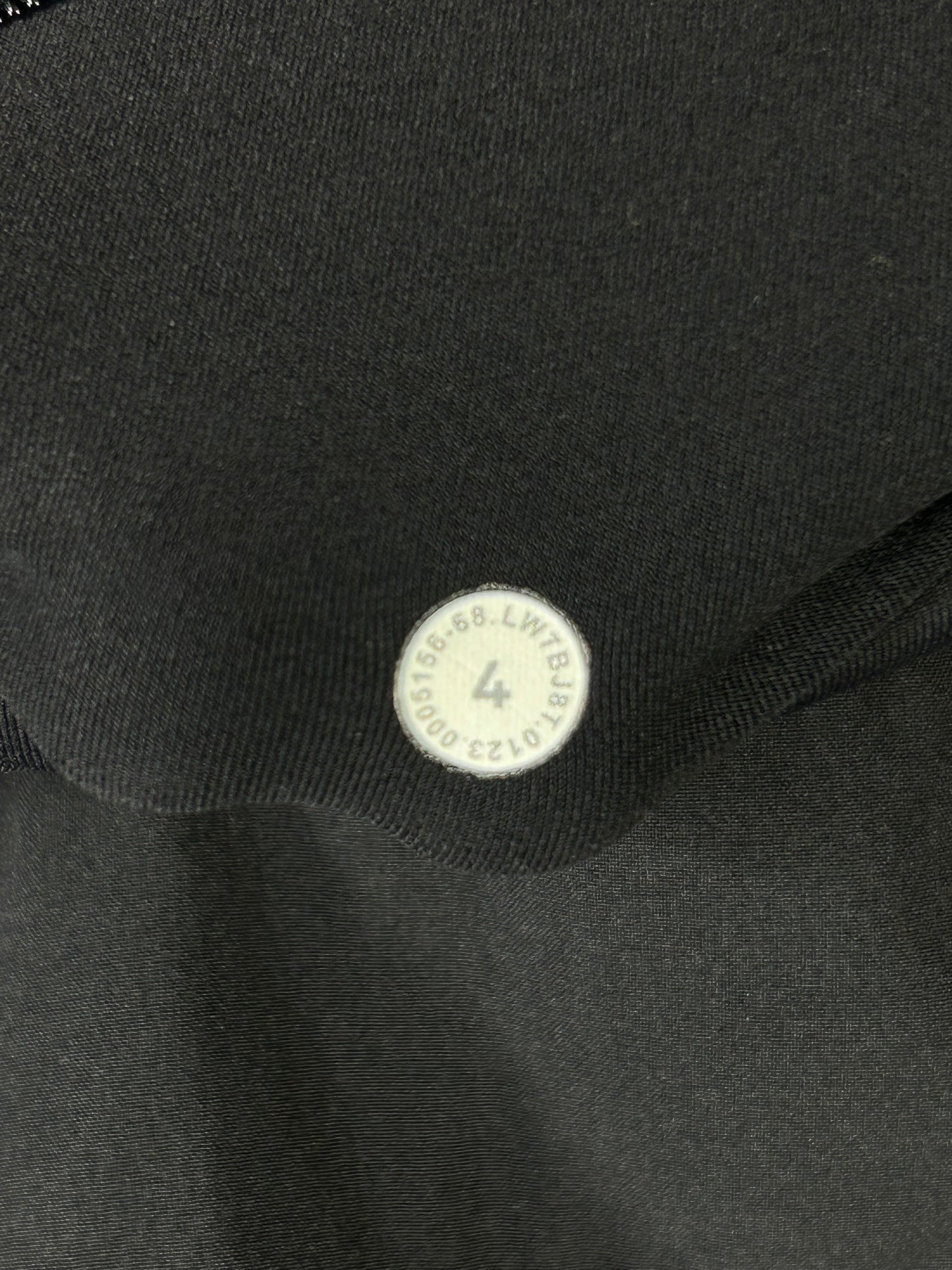 Lululemon Speed Up High-Rise Short 4" Size 4 Black