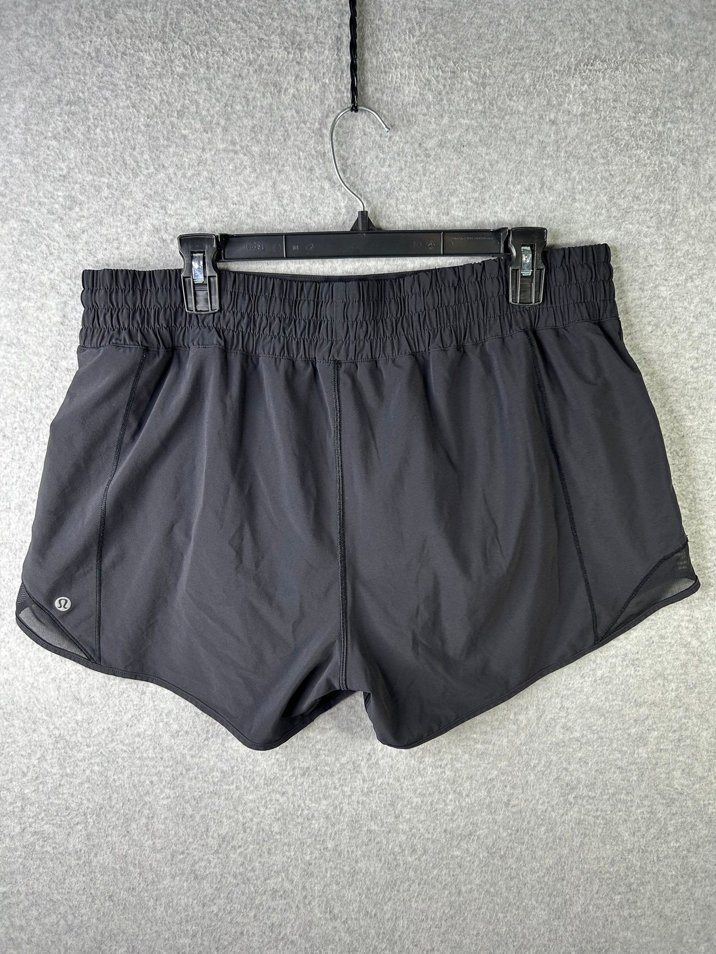 Lululemon Hotty Hot Short High-Rise 4" Size 14 Black