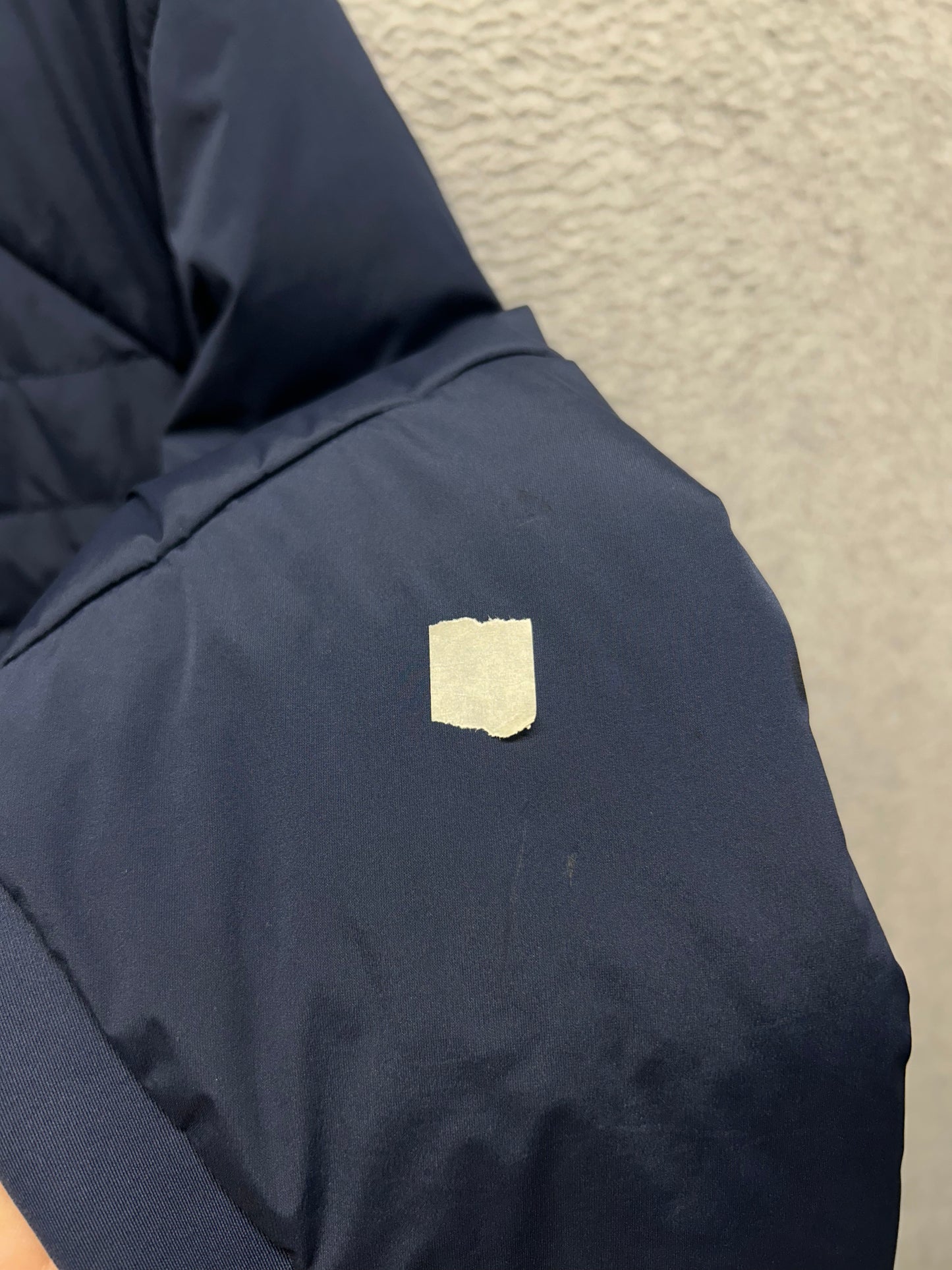 FLAWED Lululemon Down For It All Hoodie Size Medium True Navy