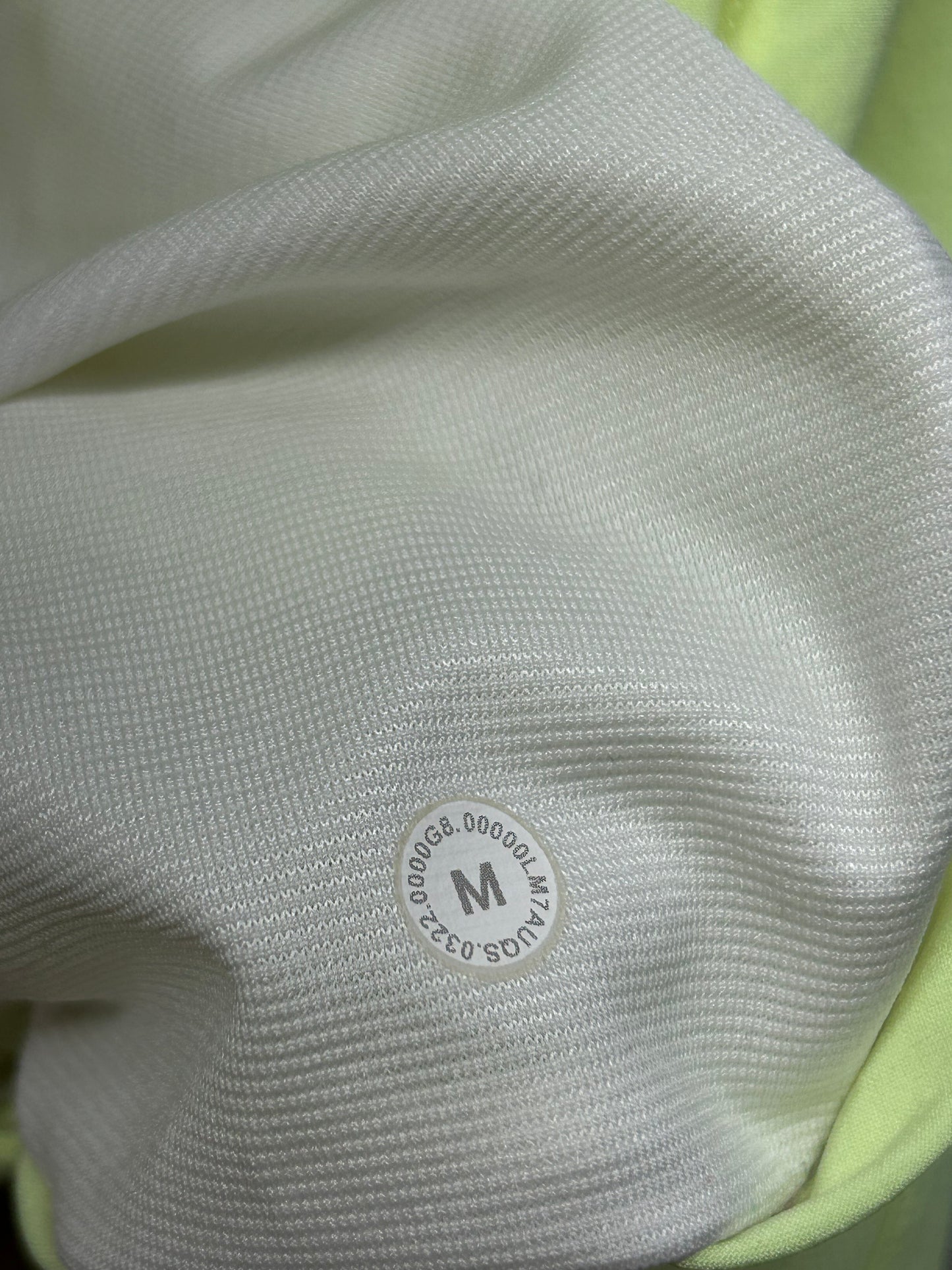 Lululemon Pace Breaker Linerless Short 5" Size Medium Faded Zap