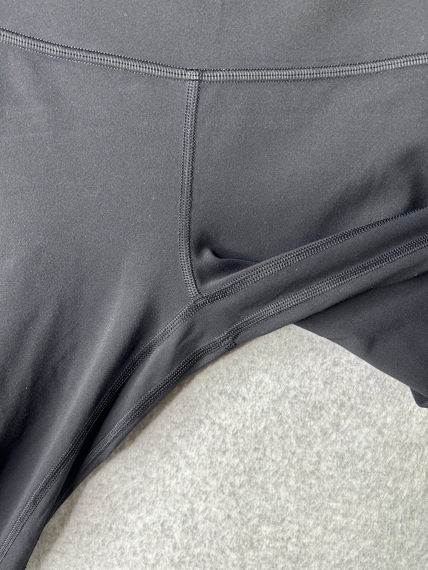 Lululemon Align High-Rise Mini Flare Pant 32" Size 4 Black