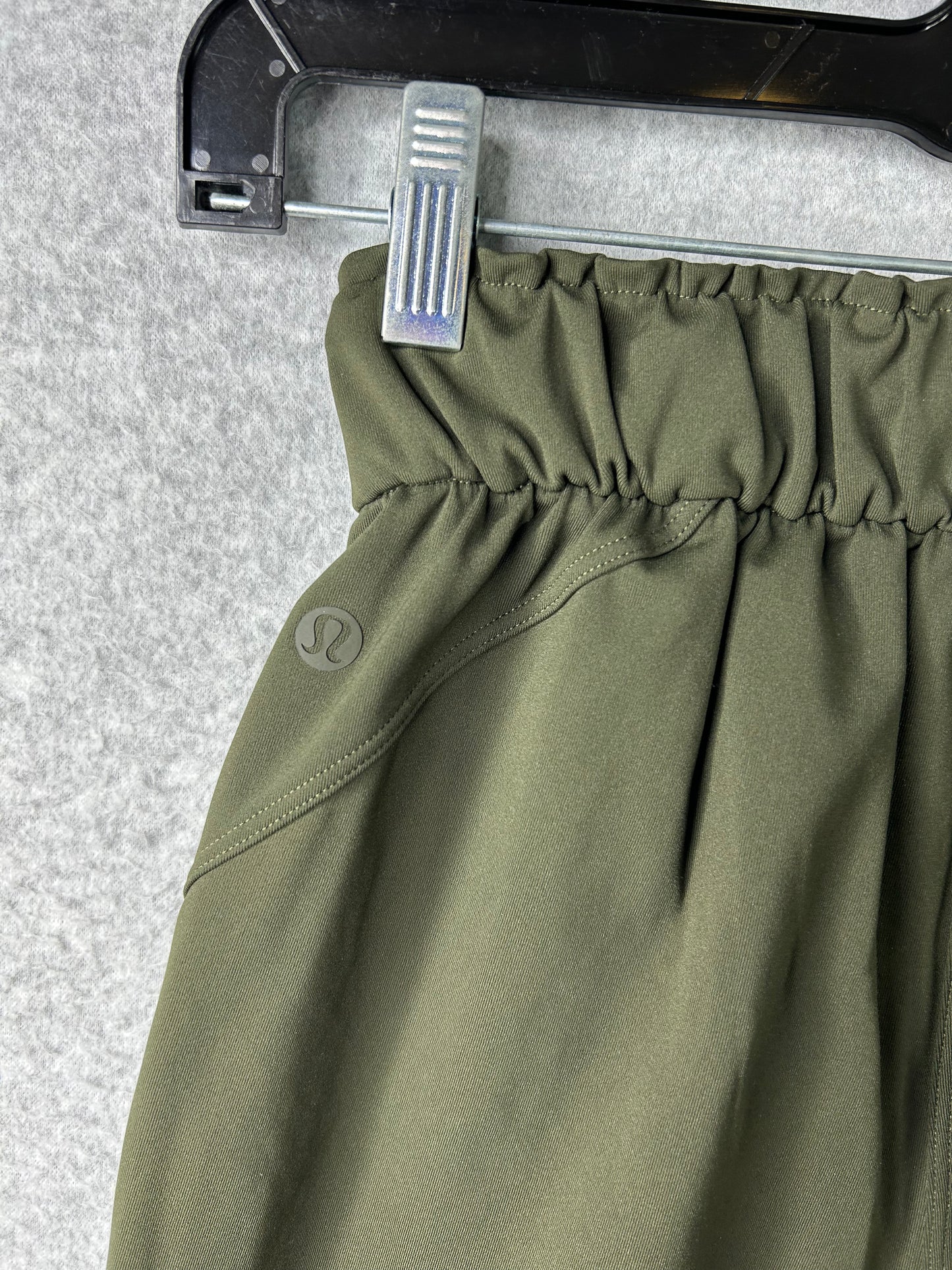 Lululemon Stretch High-Rise Jogger Size 0 Dark Olive