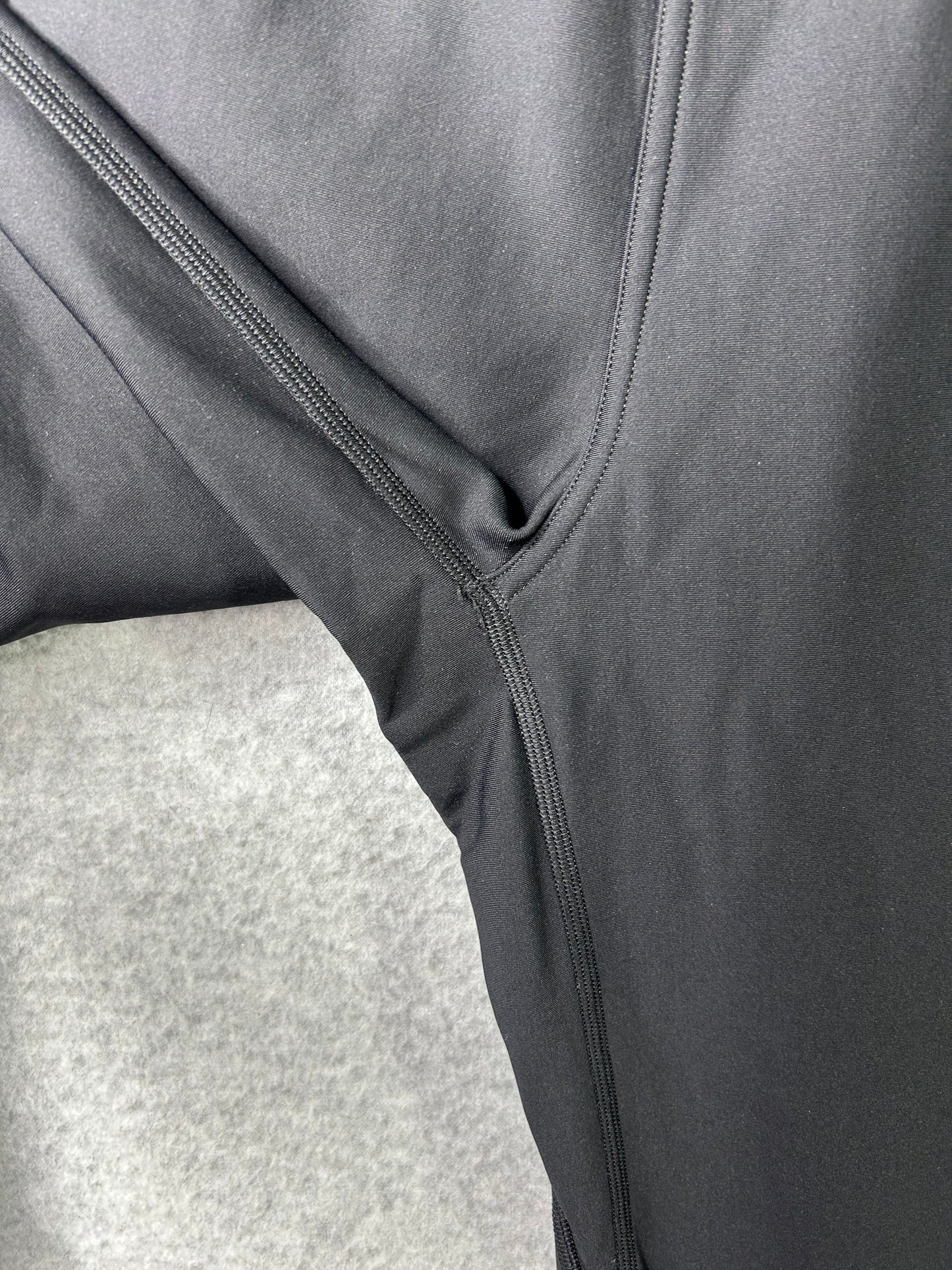 Lululemon Adapted State High-Rise Tech Fleece Jogger Size 0 Black (Sqaure Dot)