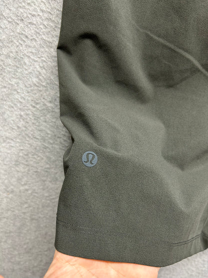 Lululemon Zeroed In Linerless Short 7" Size 2XL (Square) Onyx Grey