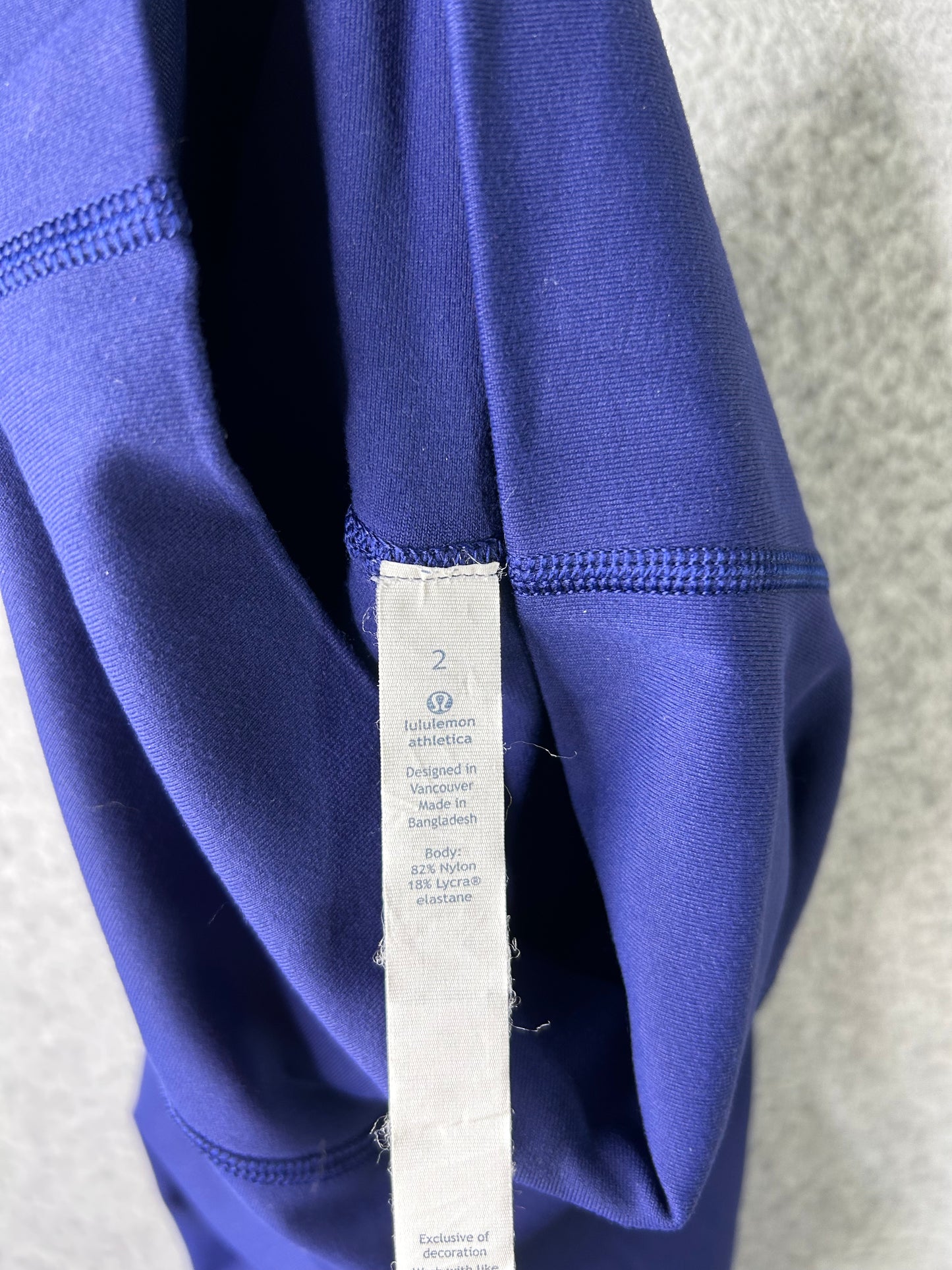 Lululemon Wunder Under 16" Crop Size 2 Pigment Blue