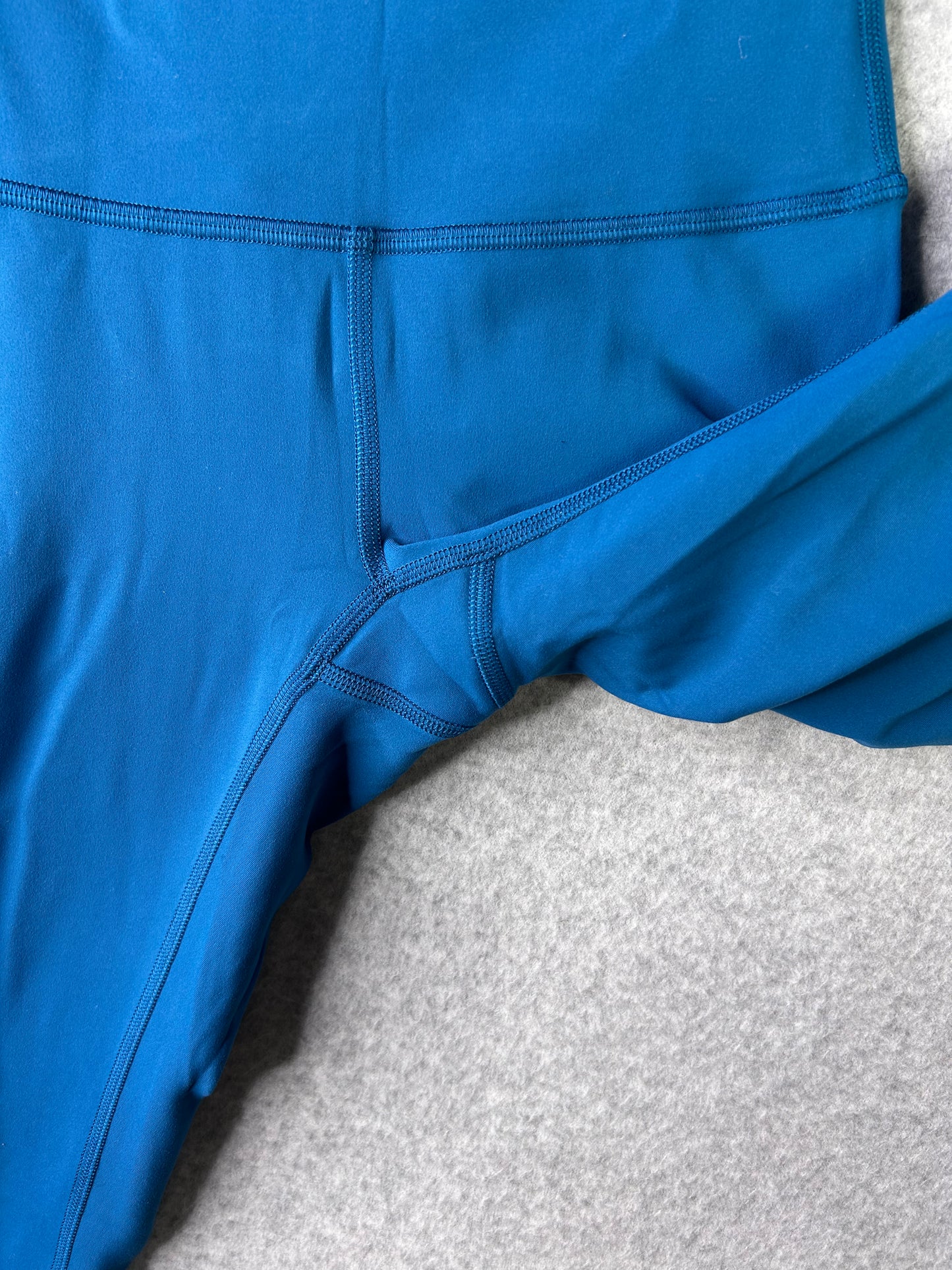 Lululemon Wunder Train High-Rise Tight 27" Size 0 Pitch Blue
