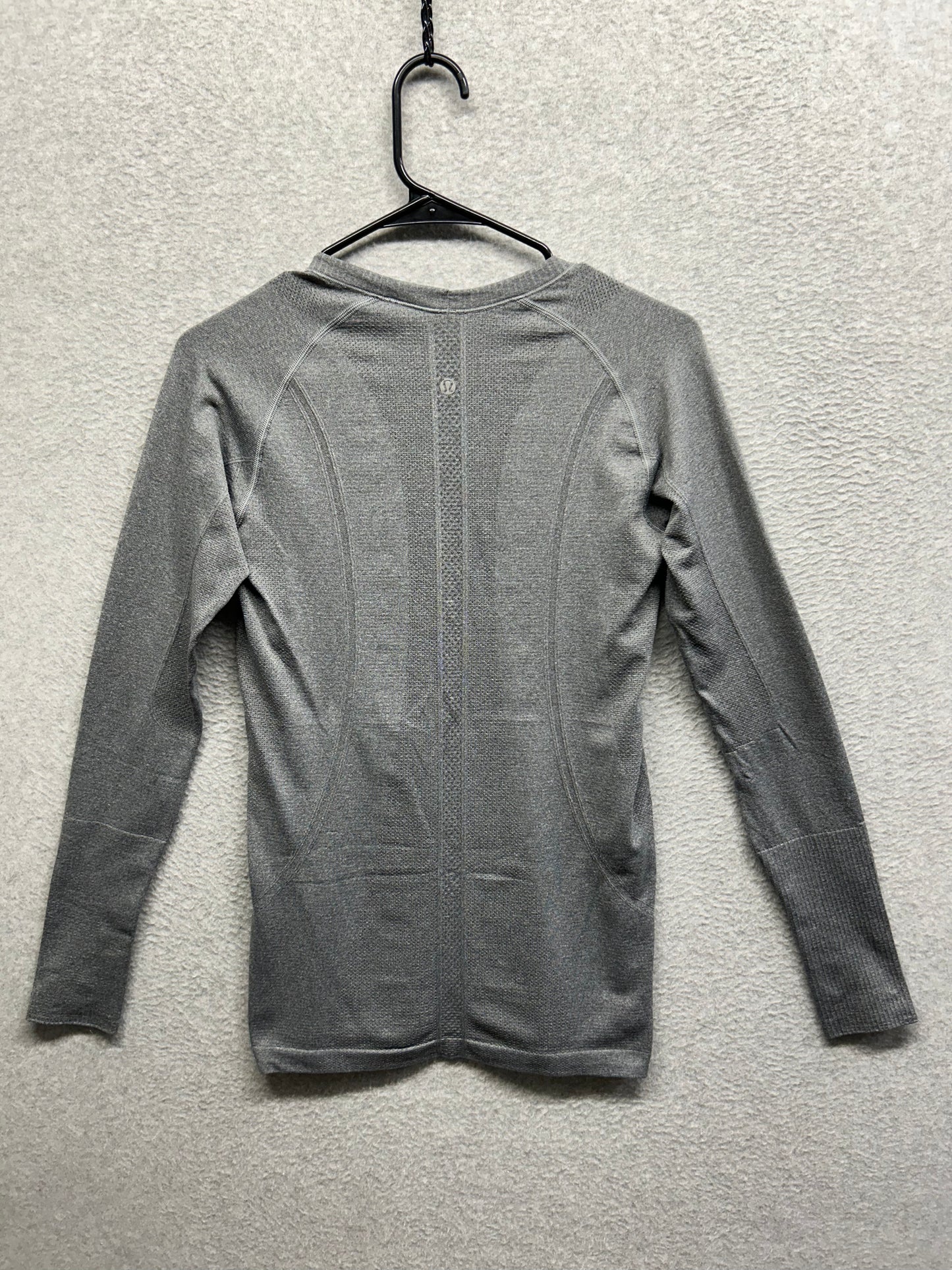 Lululemon Swiftly Tech Long Sleeve Crew Size 8 Heathered Slate