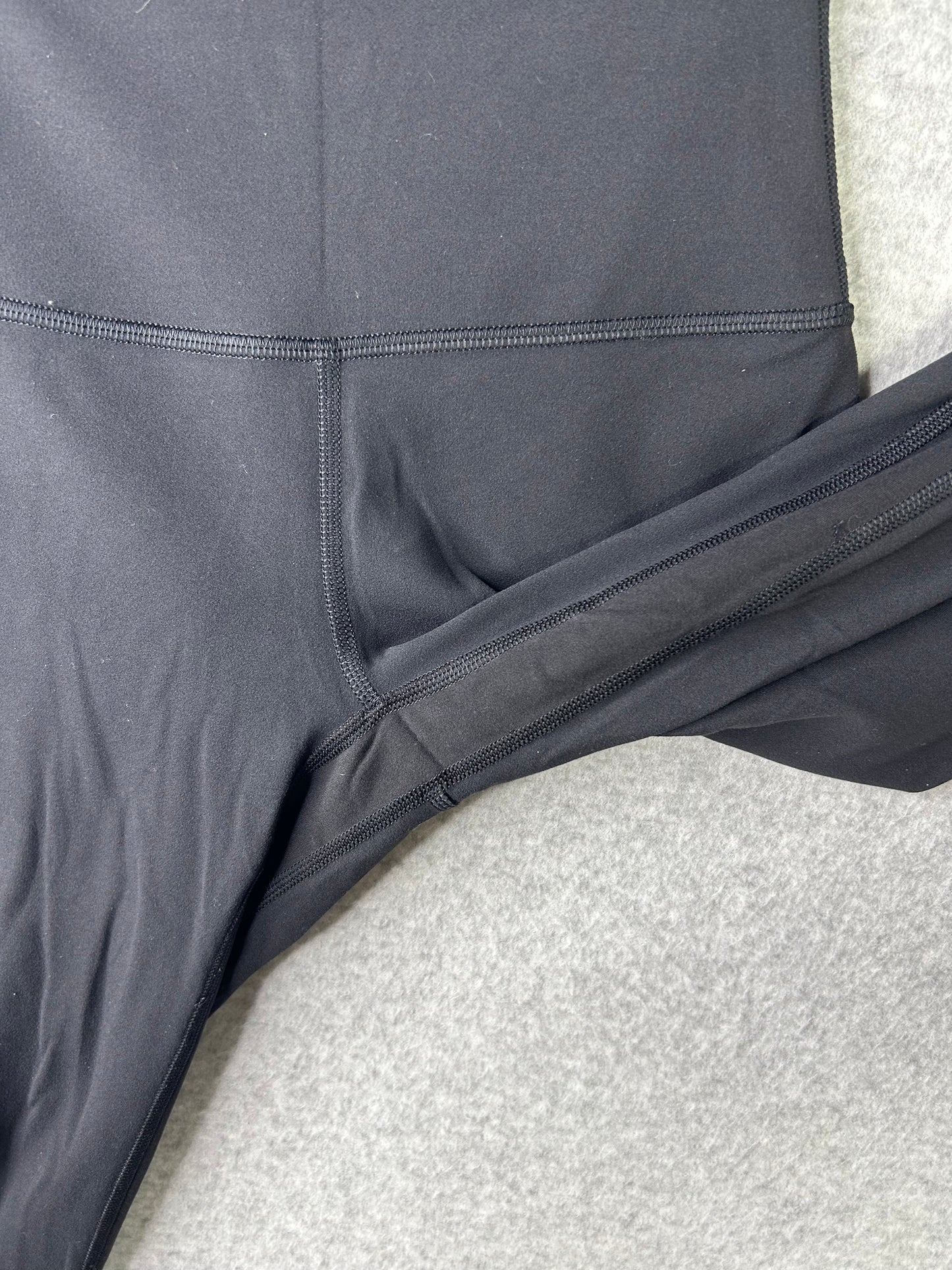 Lululemon Align Leggings 24" Size 2 Black